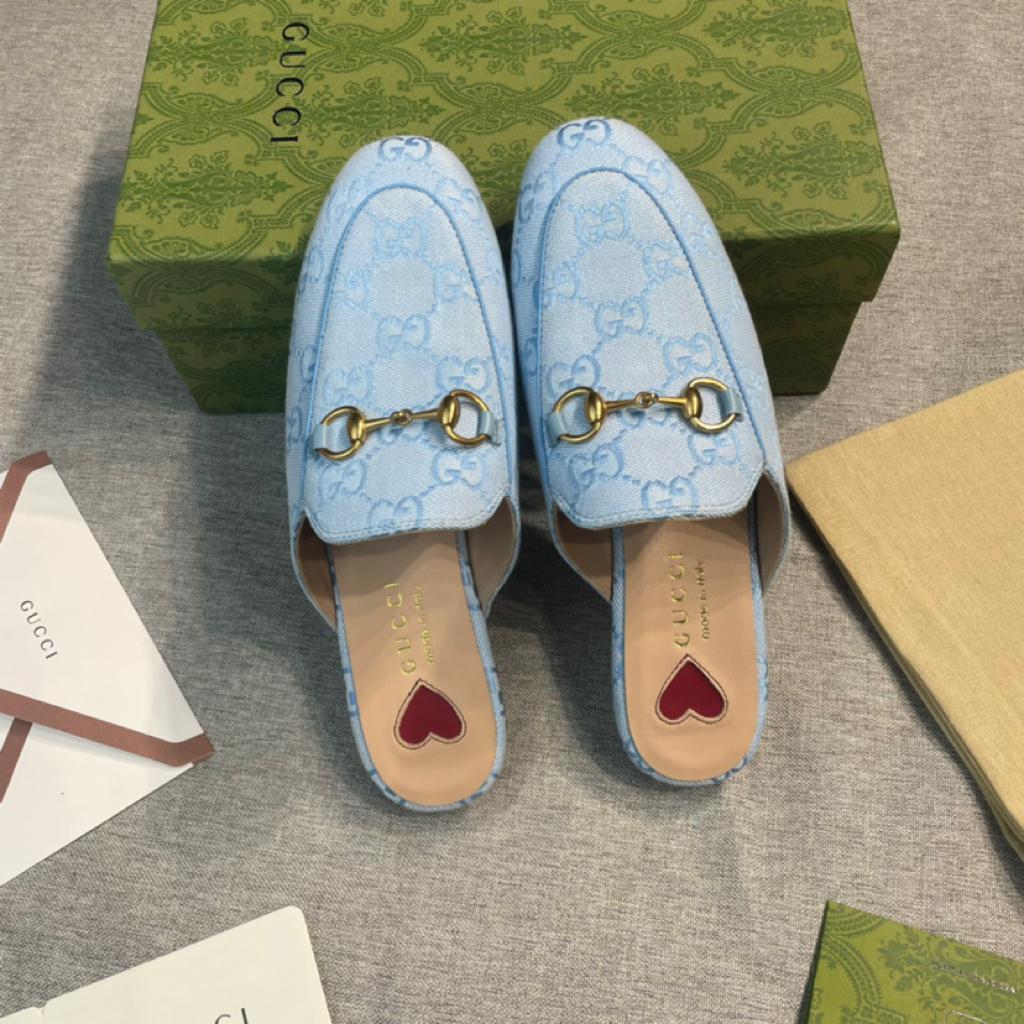Gucci WOMEN'S PRINCETOWN SLIPPER WITH GG - vstockx