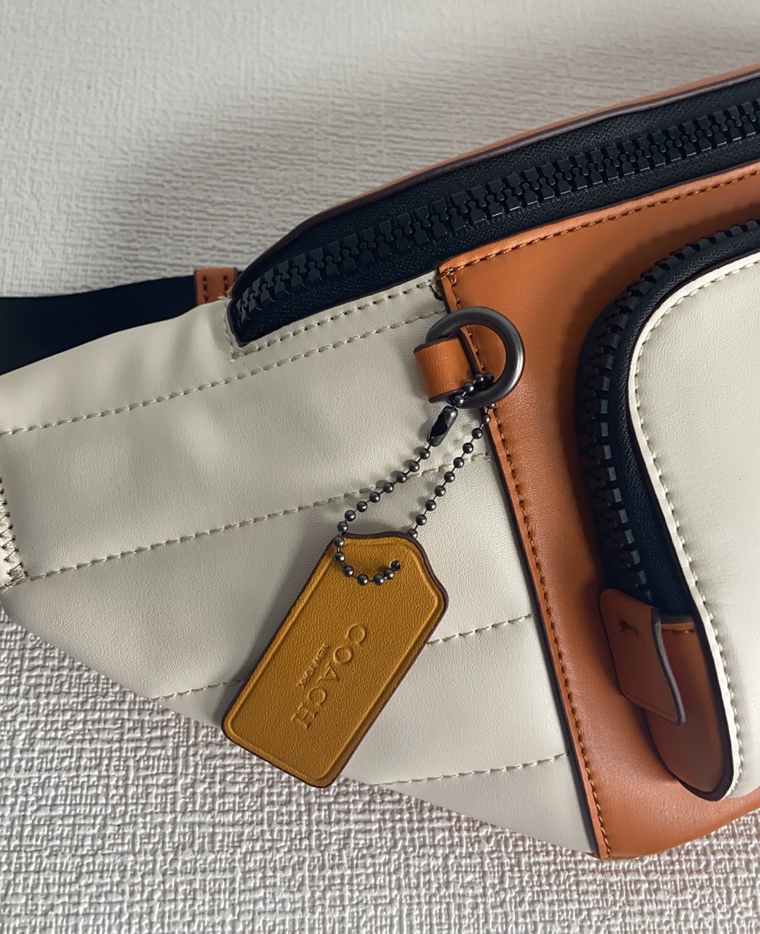 Handbags Coach cE552 size:30*12*4 - vstockx