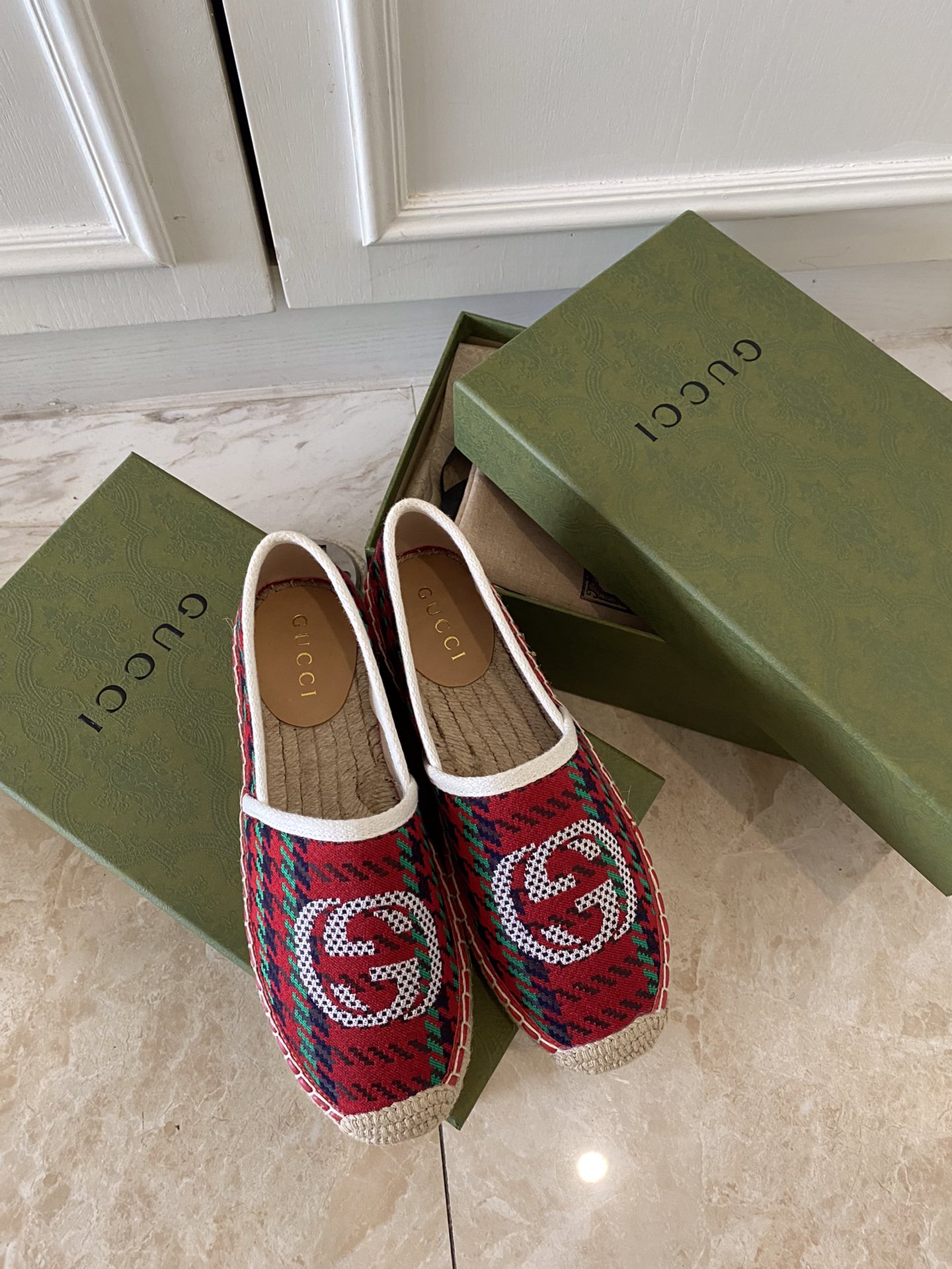 Gucci Leather espadrille with Double G WOMEN 2 - vstockx