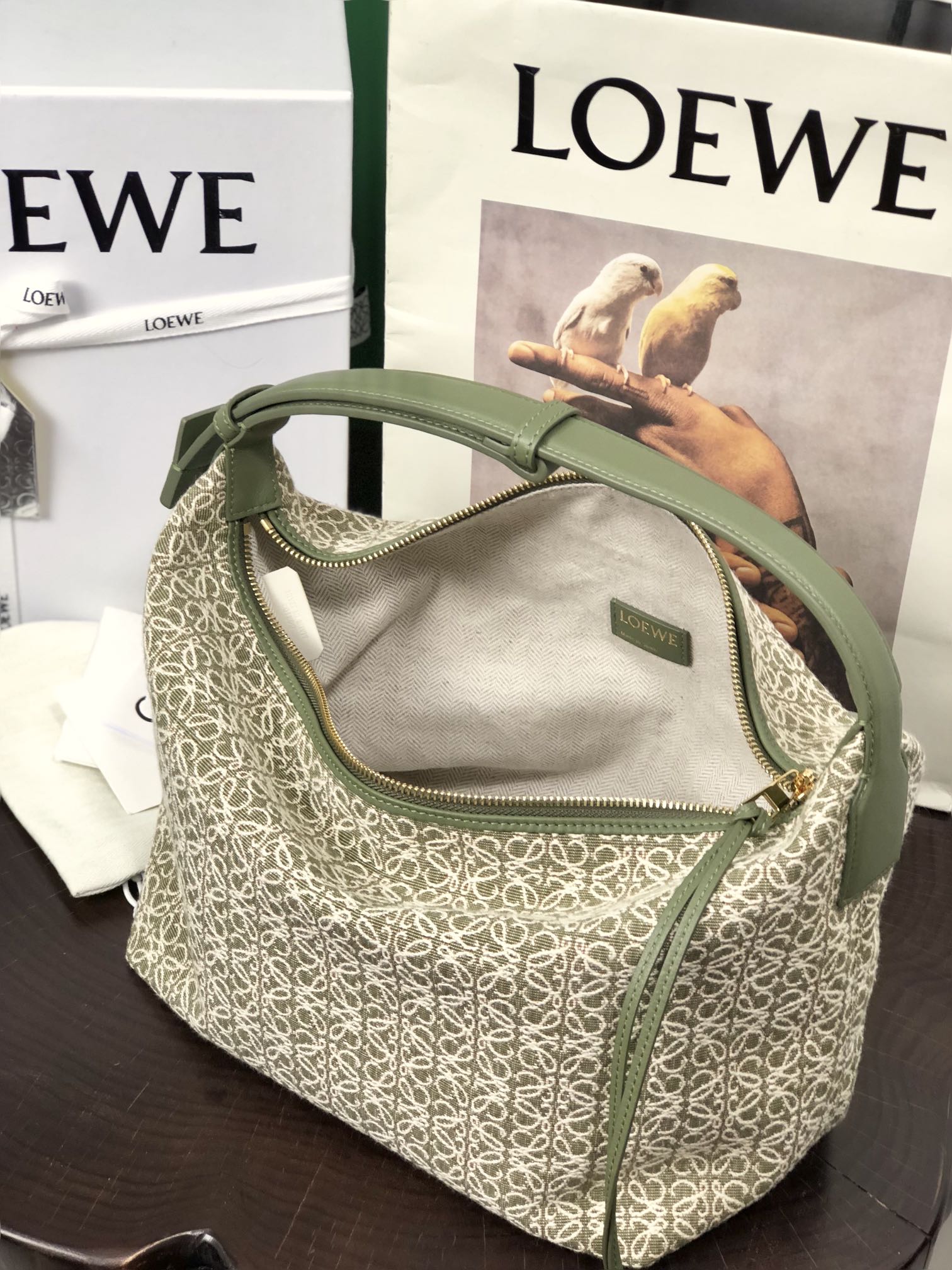 Handbags LOEWE  size:21-12-12.5 cm - vstockx