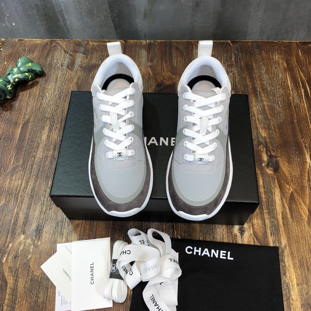 Chanel Fabric & Suede Calfskin Low Top Sneaker 31 - vstockx
