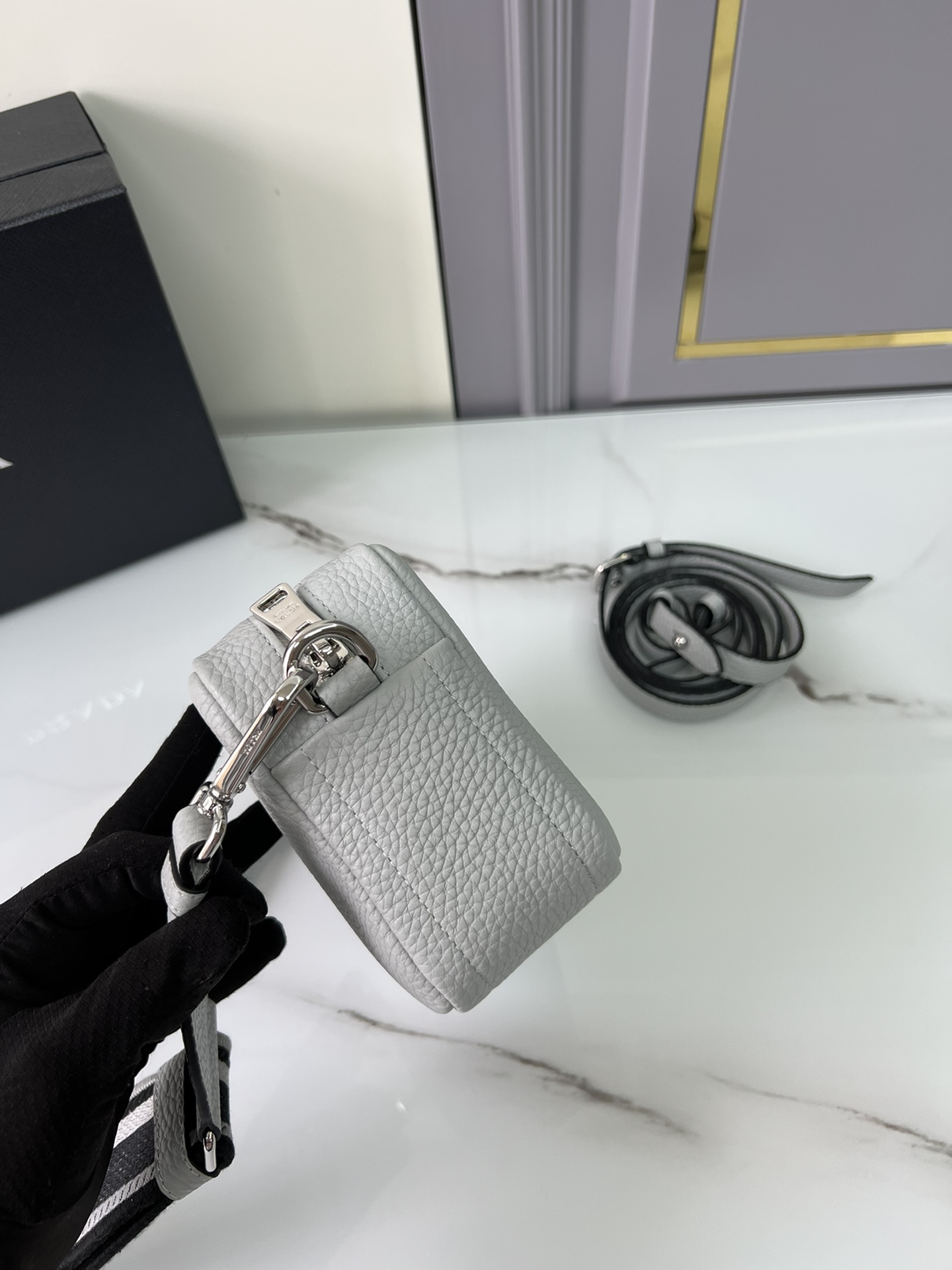 handbags prada 1BH192 19*12*6 - vstockx