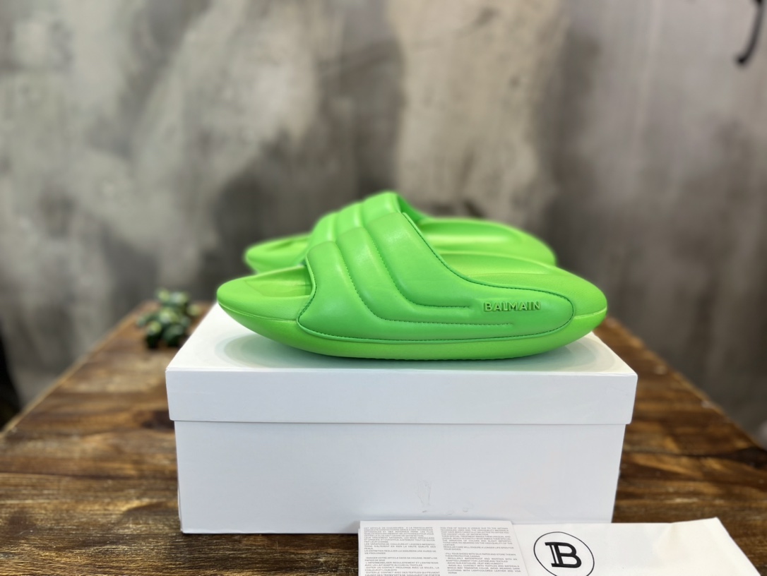 Balmain Quilted leather B-IT mules 5 - vstockx