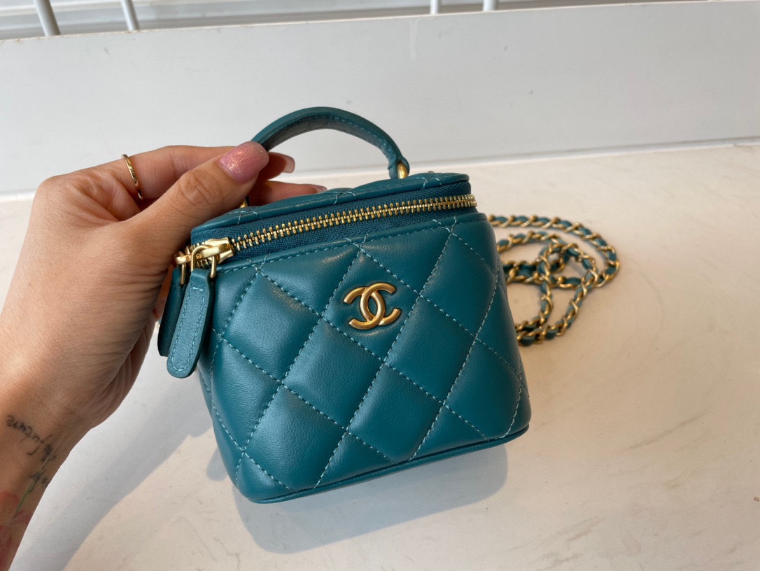 Handbag Chanel AP2198 size 11*8.5*7 cm - vstockx