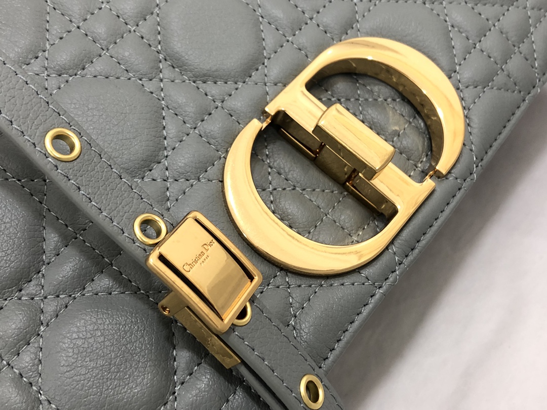 Handbag Dior M9242 size 25.5 x 15.5 x 8 cm - vstockx