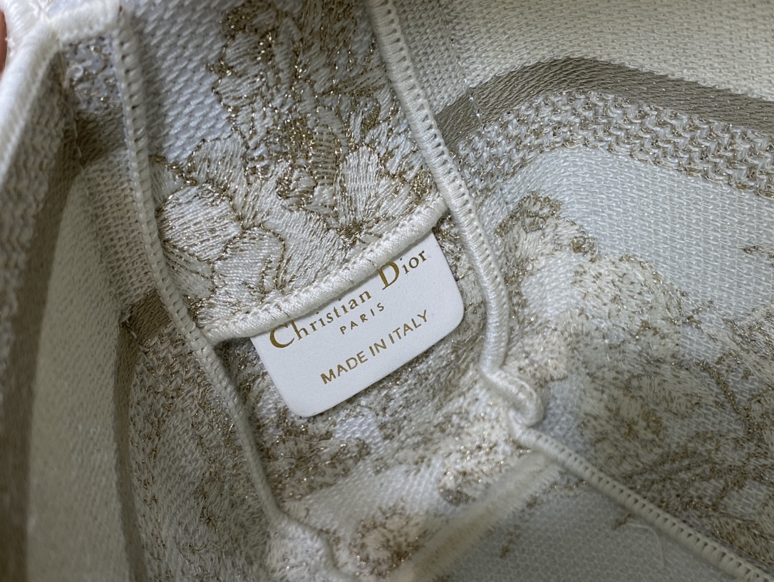 Handbag Dior size 23*15*8 cm - vstockx