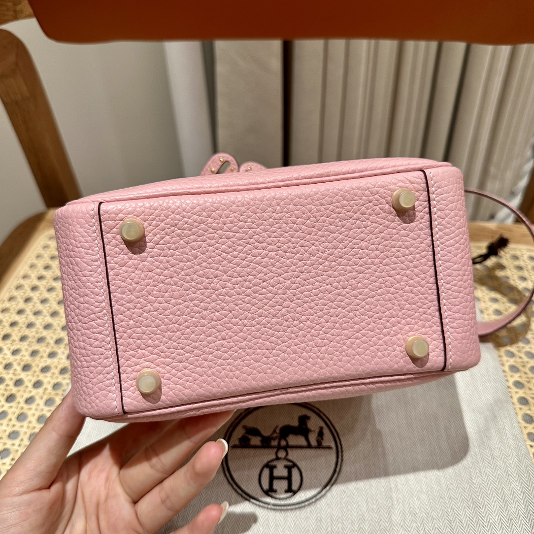 Handbags Hermes mini Lindy size:19 cm - vstockx
