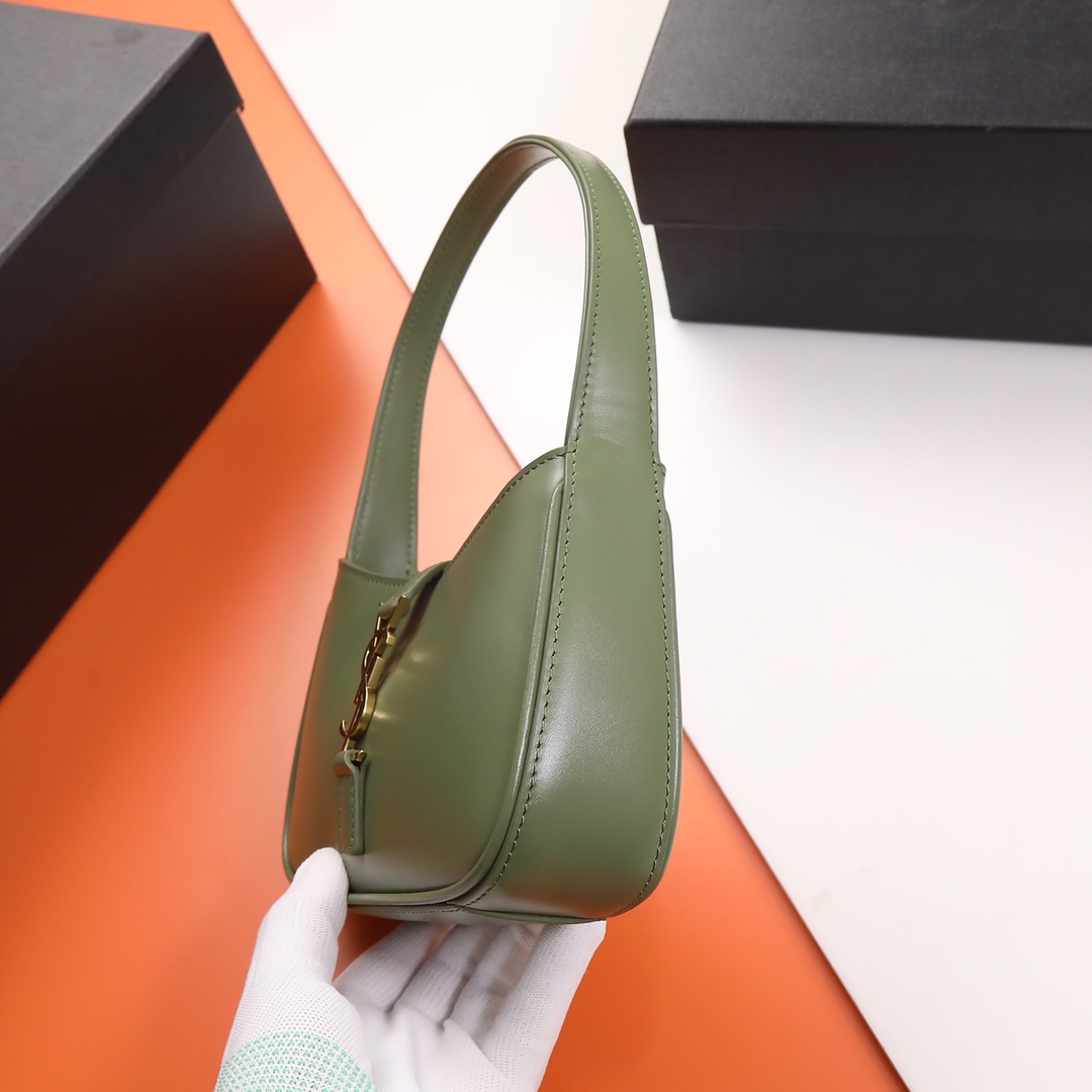 Handbags SAINT LAURENT 710318 size 19X11.5x4.5 cm - vstockx