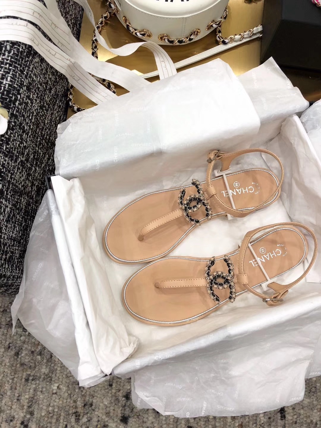 Chanel Slides 38 - vstockx