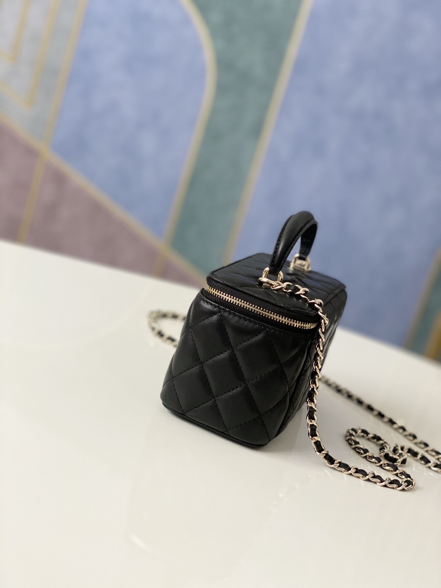 Handbag chanel 81190 size 9.5 17 8 cm - vstockx