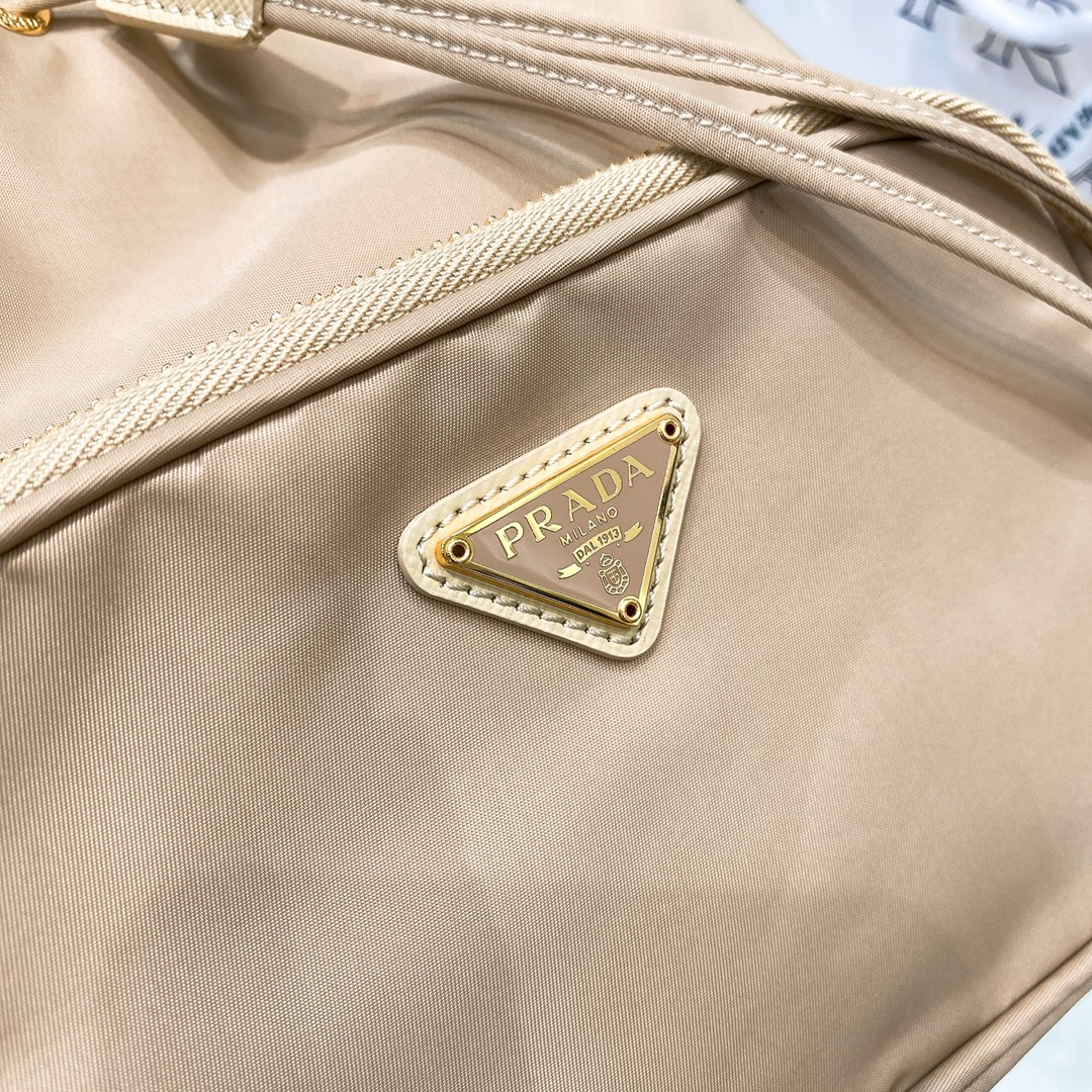 handbags prada 1BH038 23*18*12 - vstockx