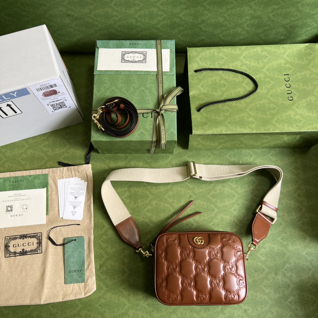 Handbag Gucci 702234 size 21.5x 17x 7.5 cm - vstockx