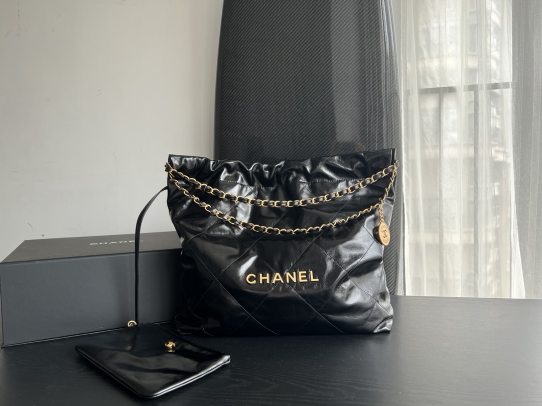 Handbag Chanel size 39cmx42cmx8 cm - vstockx