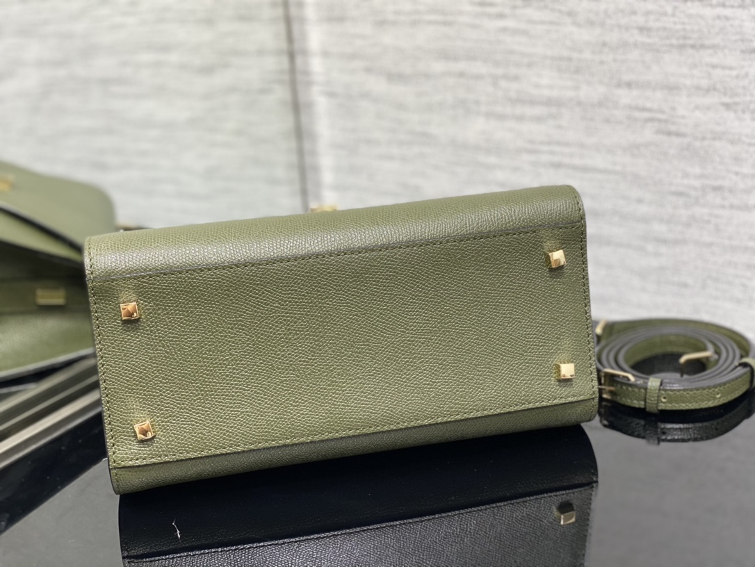 Handbag VALEXTRA size ** - vstockx