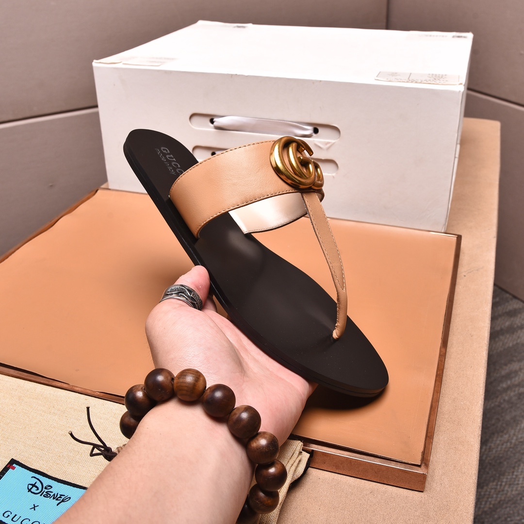 Gucci Slippers 9 - vstockx