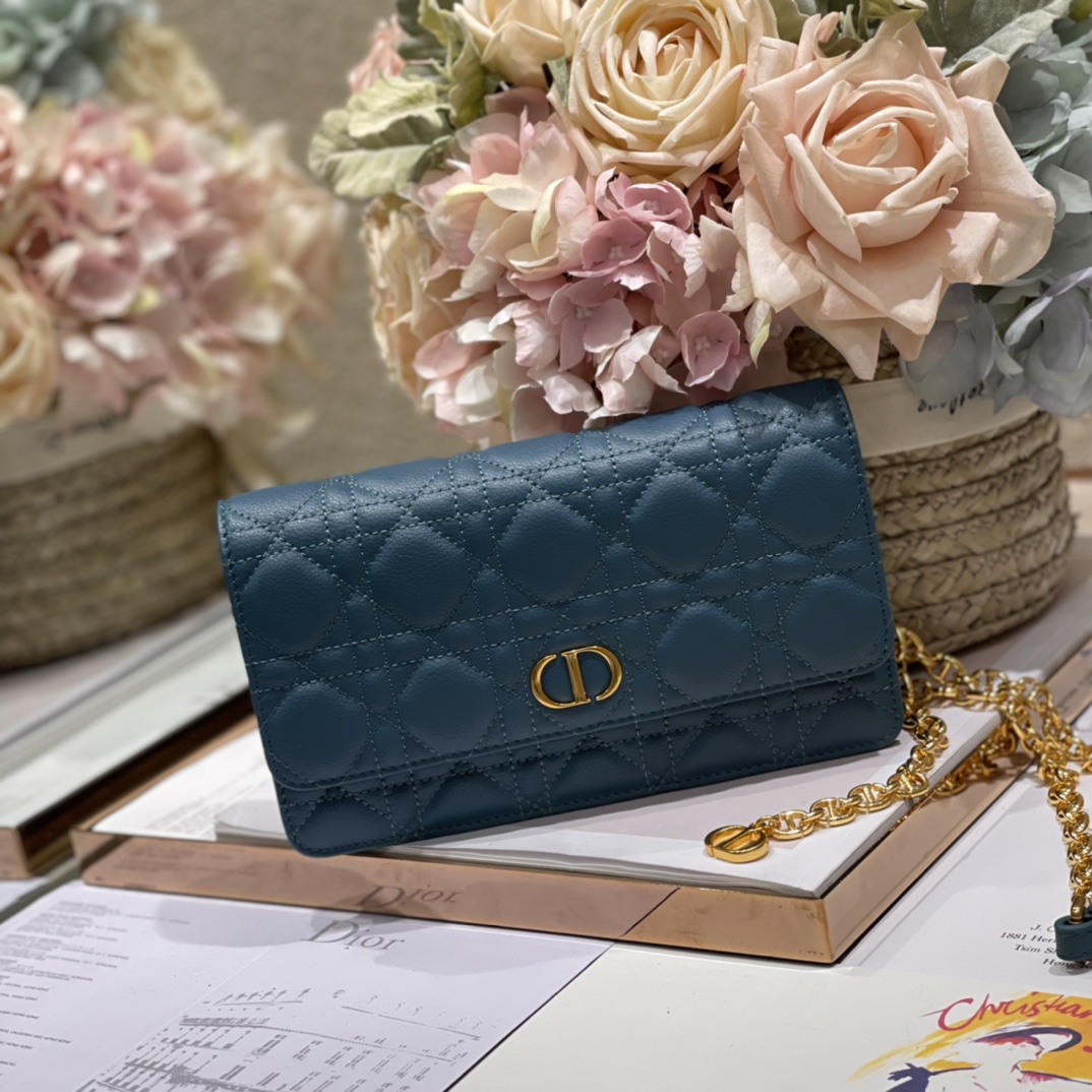 Handbag Dior 5091 size 20 x 11.5 x 3.5 cm - vstockx