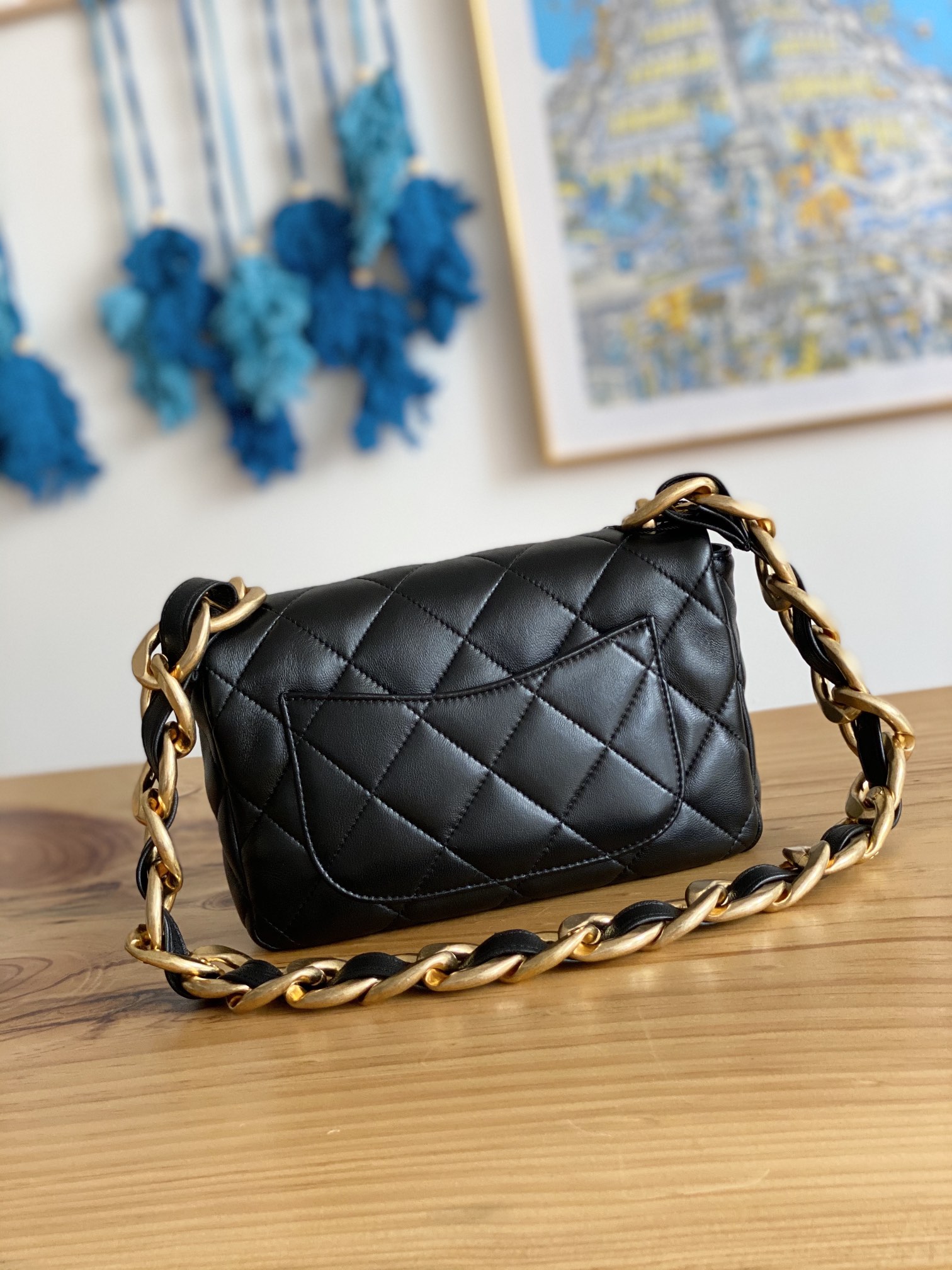 Handbag Chanel 3214 size 17*21*6 - vstockx