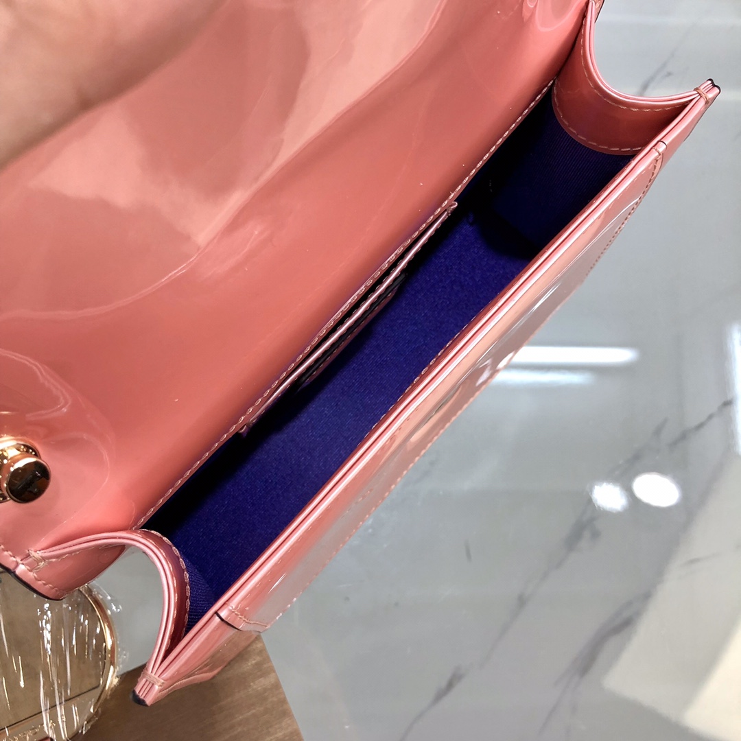Handbags Bvlgari 38102 size:22*13*5 cm - vstockx