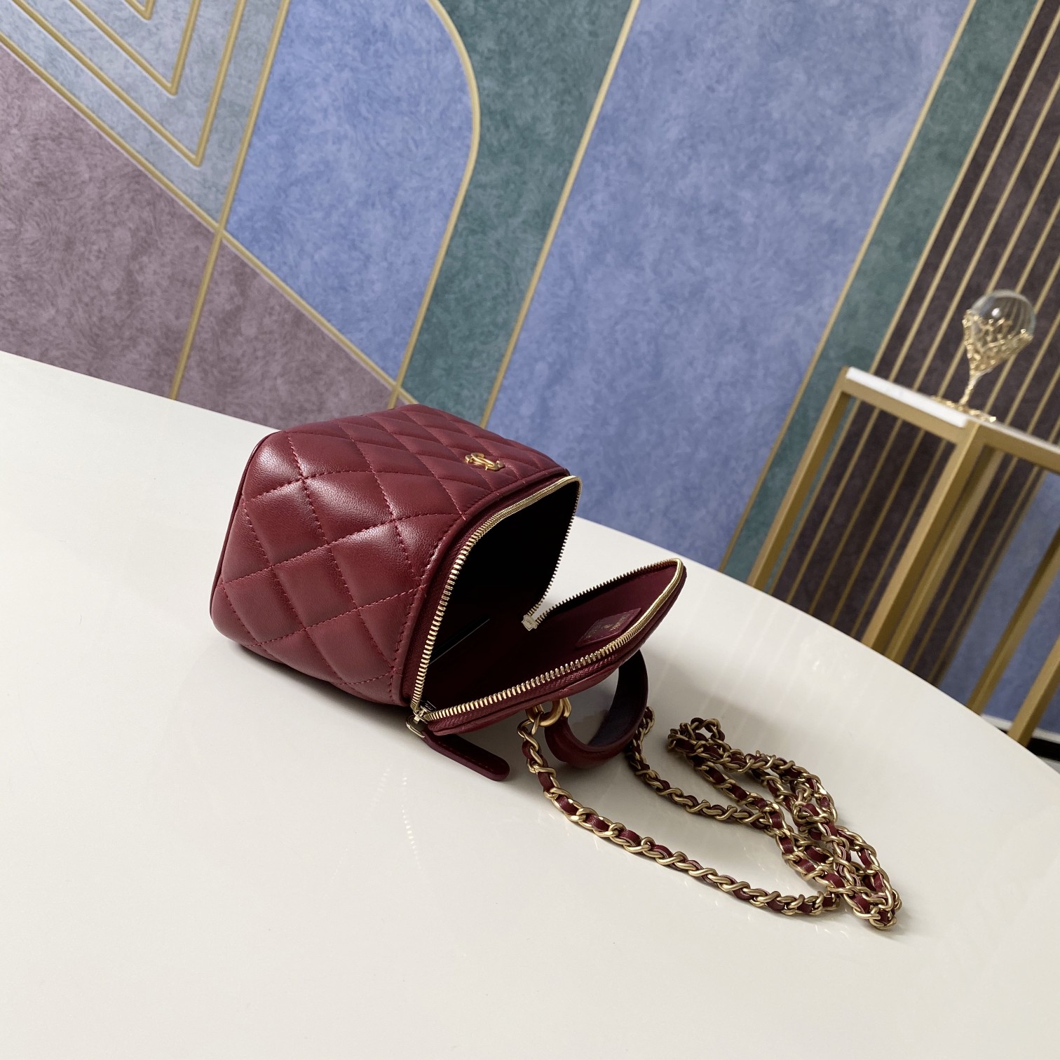 Handbag chanel 81118 size 9.5 17 8 cm - vstockx