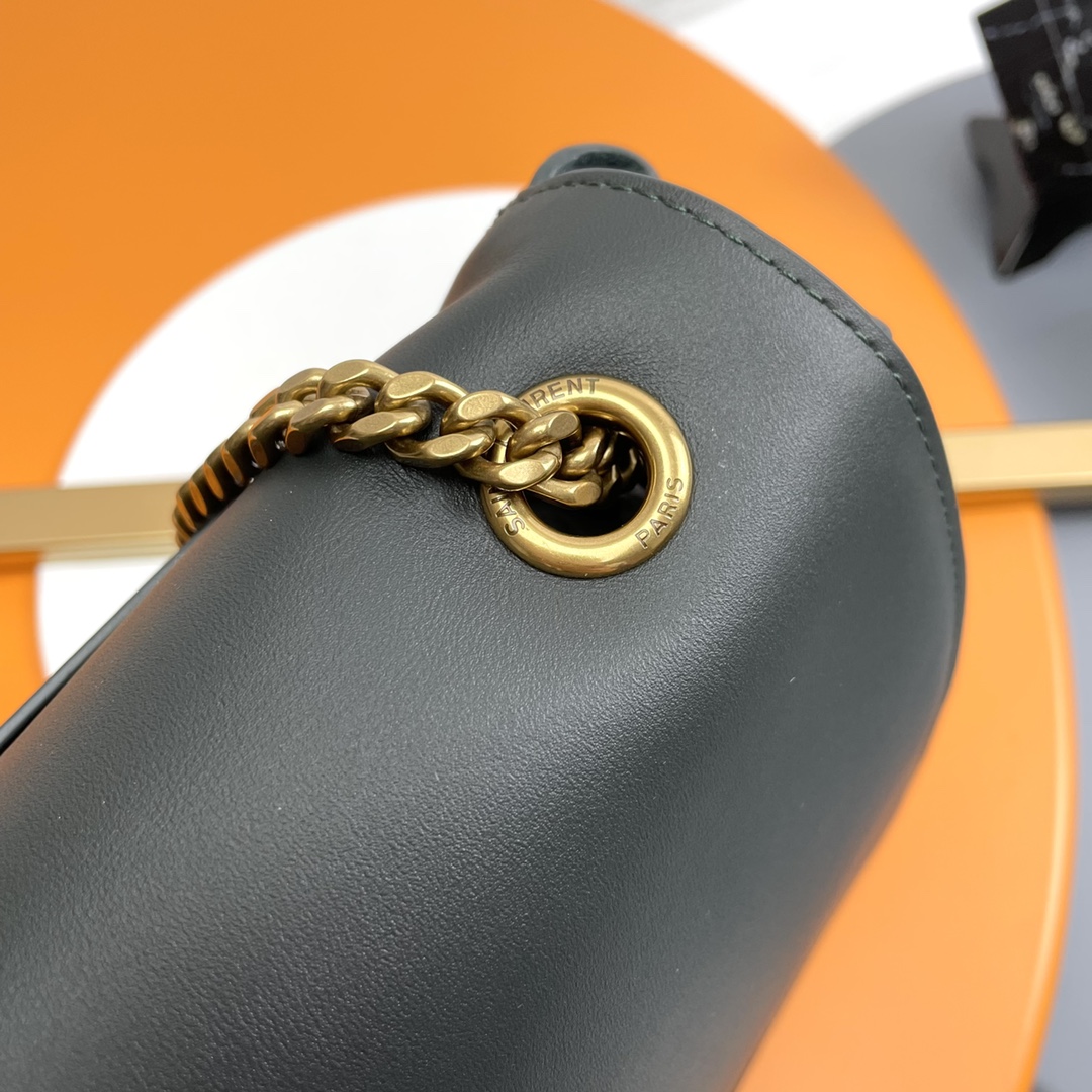 Handbags SAINT LAURENT 553804 size 28.5x20x6 cm - vstockx