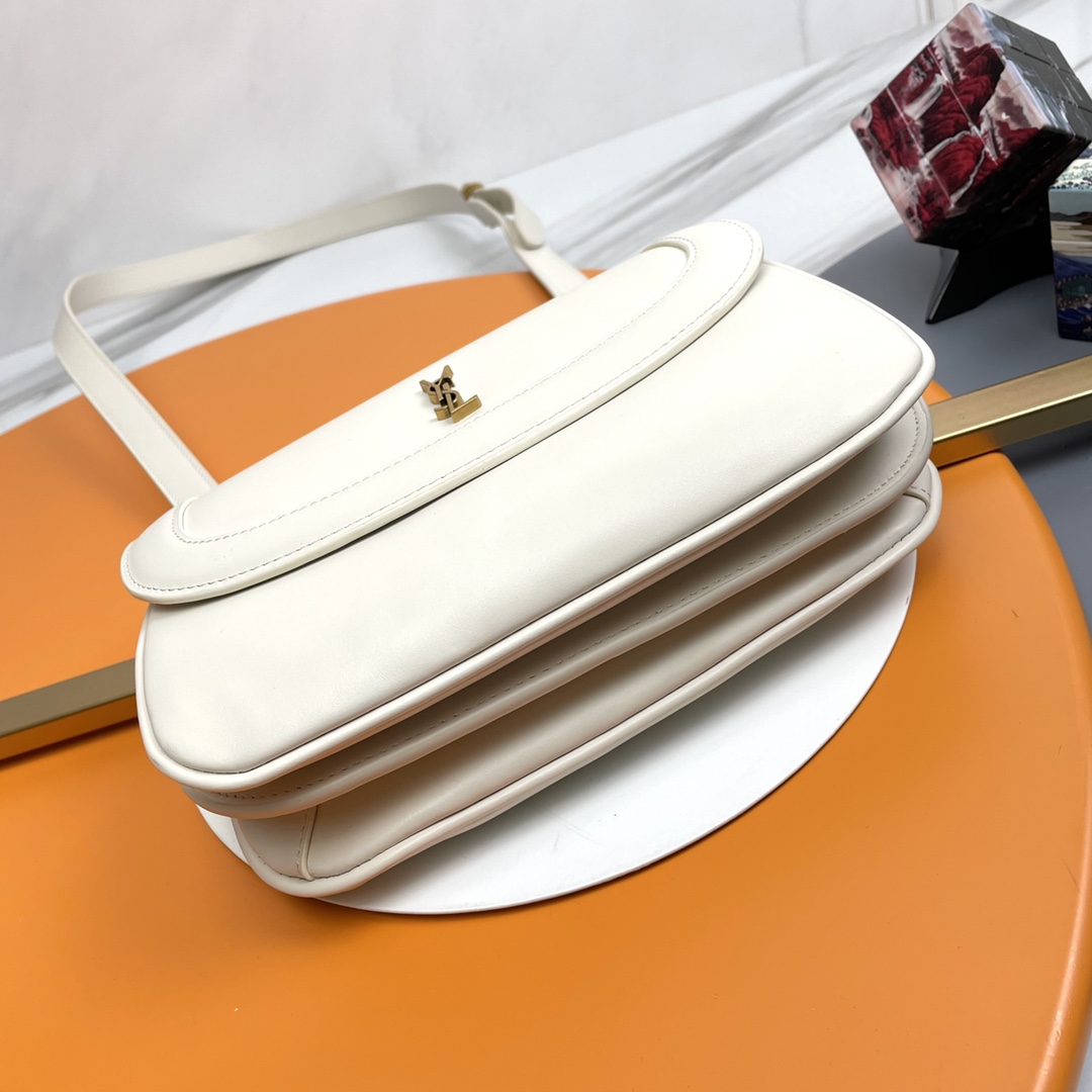 Handbags SAINT LAURENT 686742 size 19  15  8 cm - vstockx