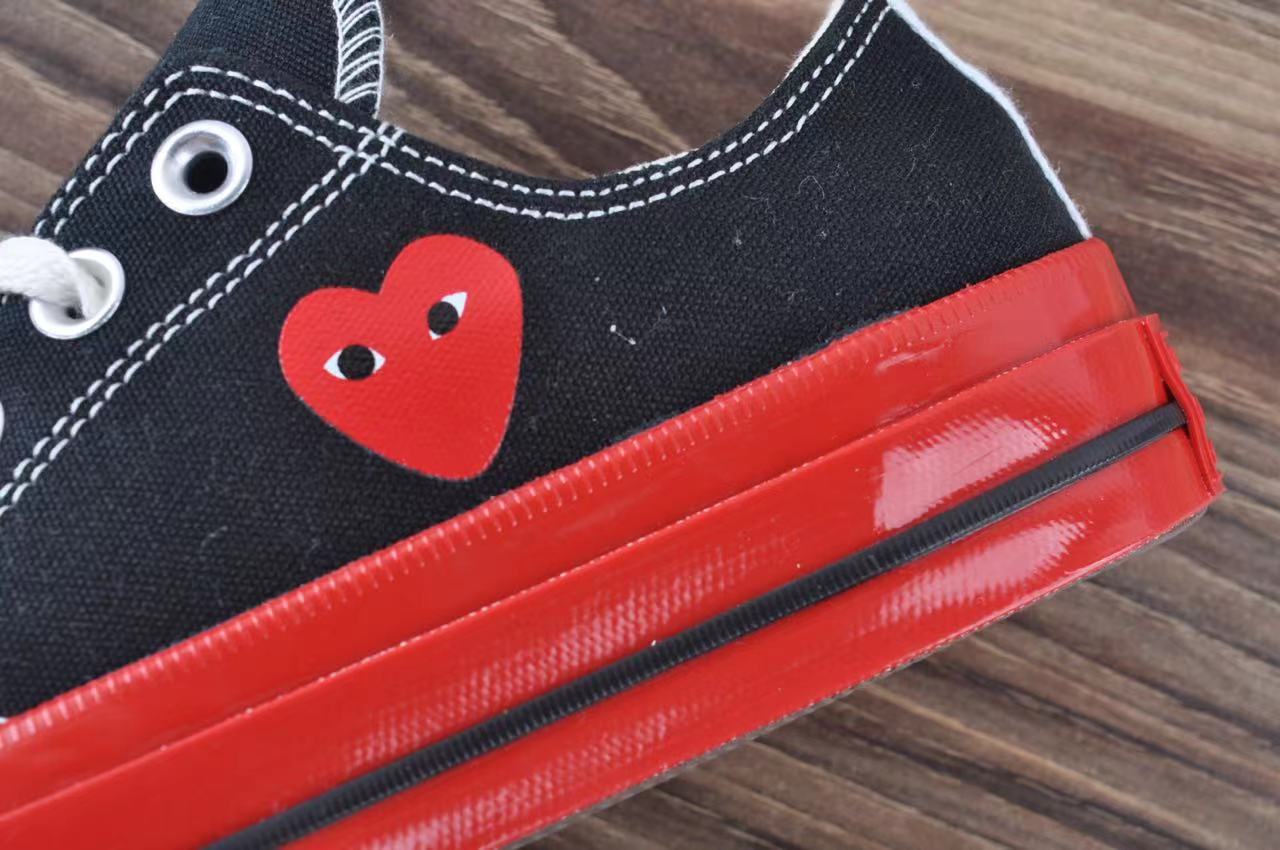 Converse Chuck Taylor All-Star 70 Ox Comme des Garcons PLAY Black Red Midsole - vstockx