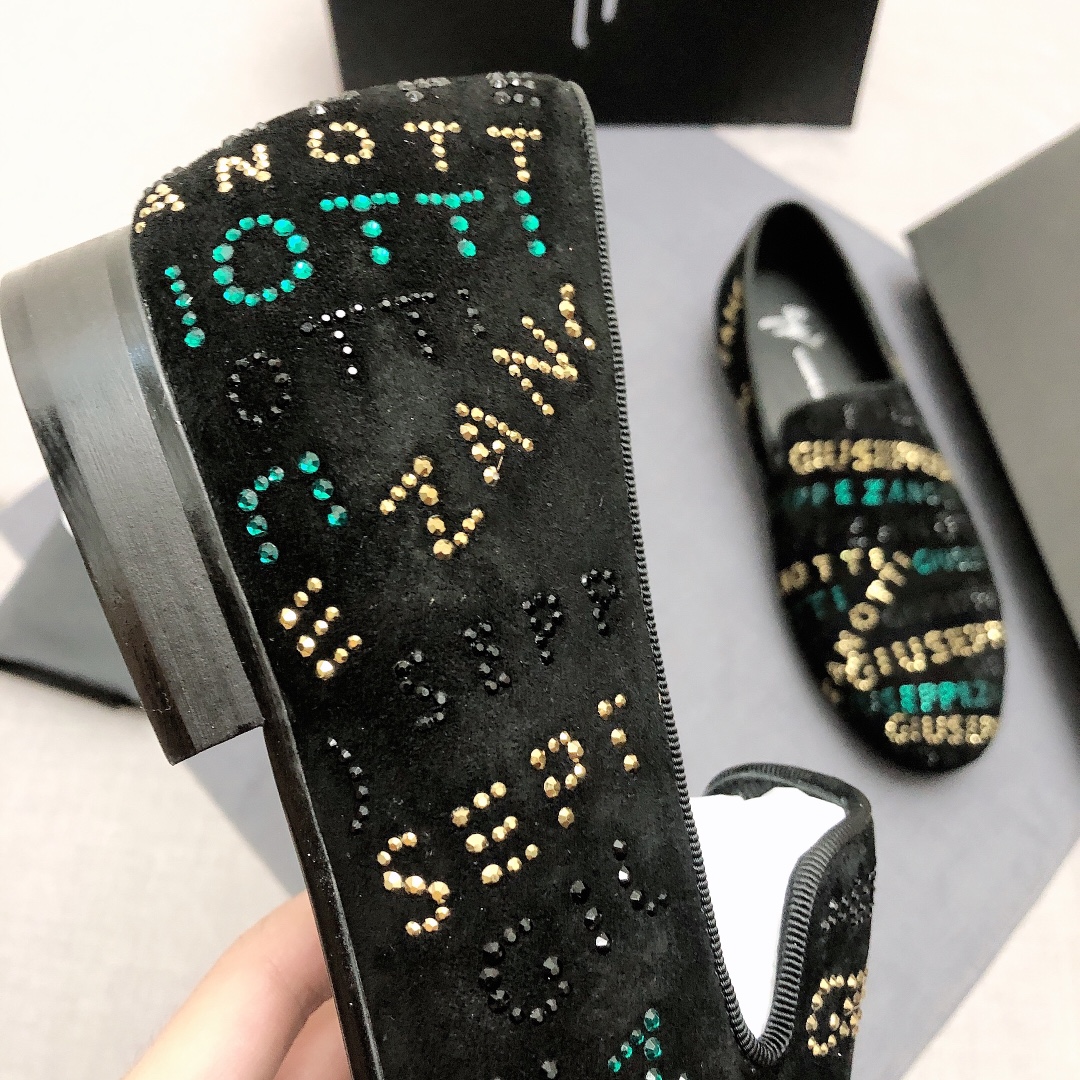 Giuseppe Zanotti Slip-on 7 - vstockx