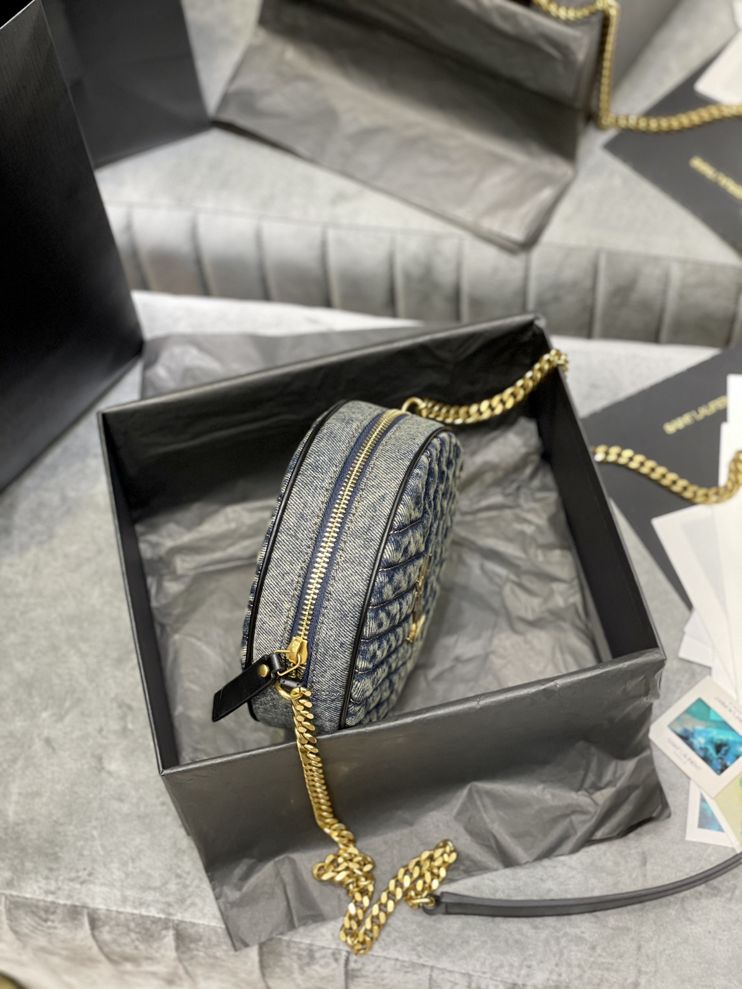Handbags SAINT LAURENT 610436 size 17  17  5.5 cm - vstockx
