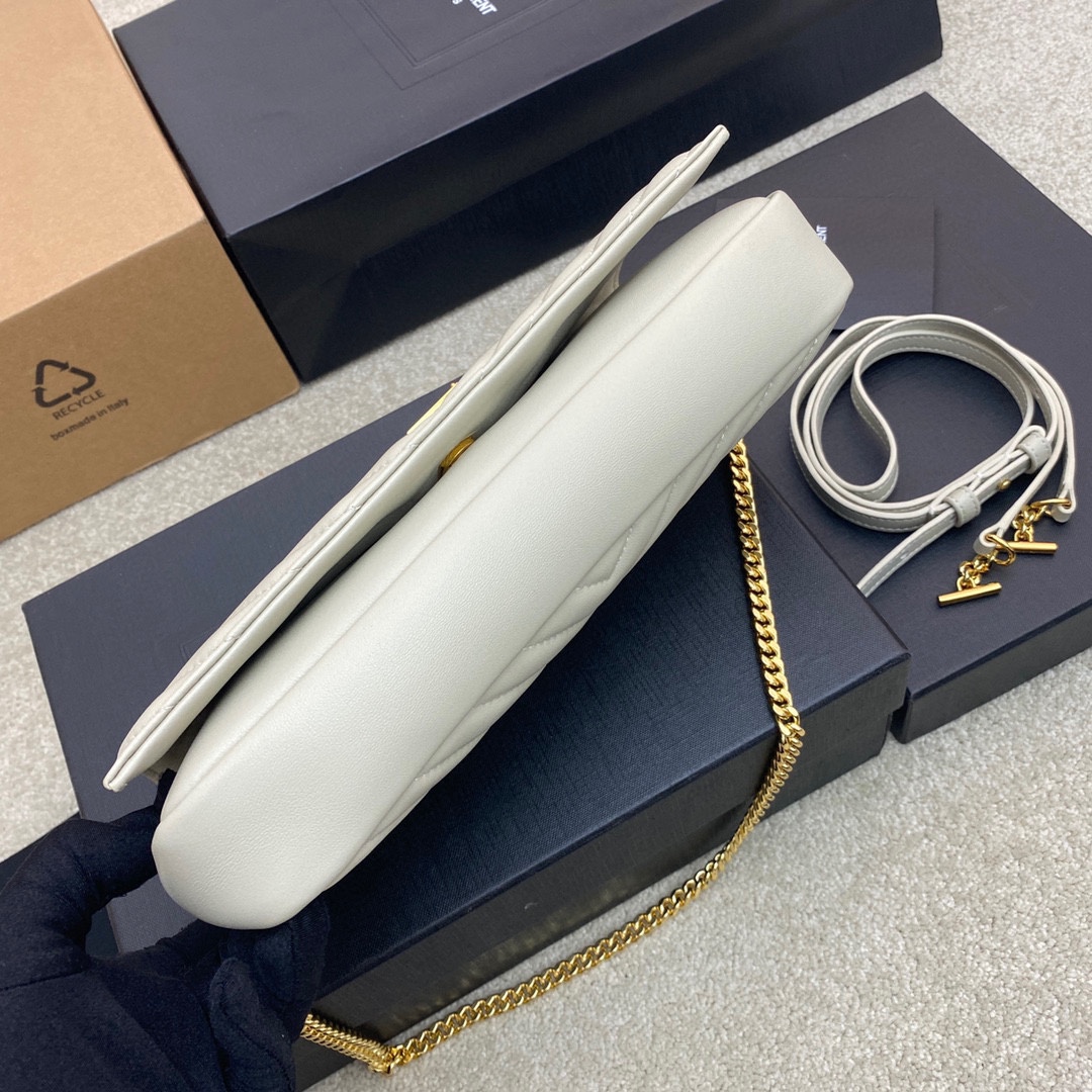 Handbags SAINT LAURENT 632014 size 26x13.5x4.5 cm - vstockx