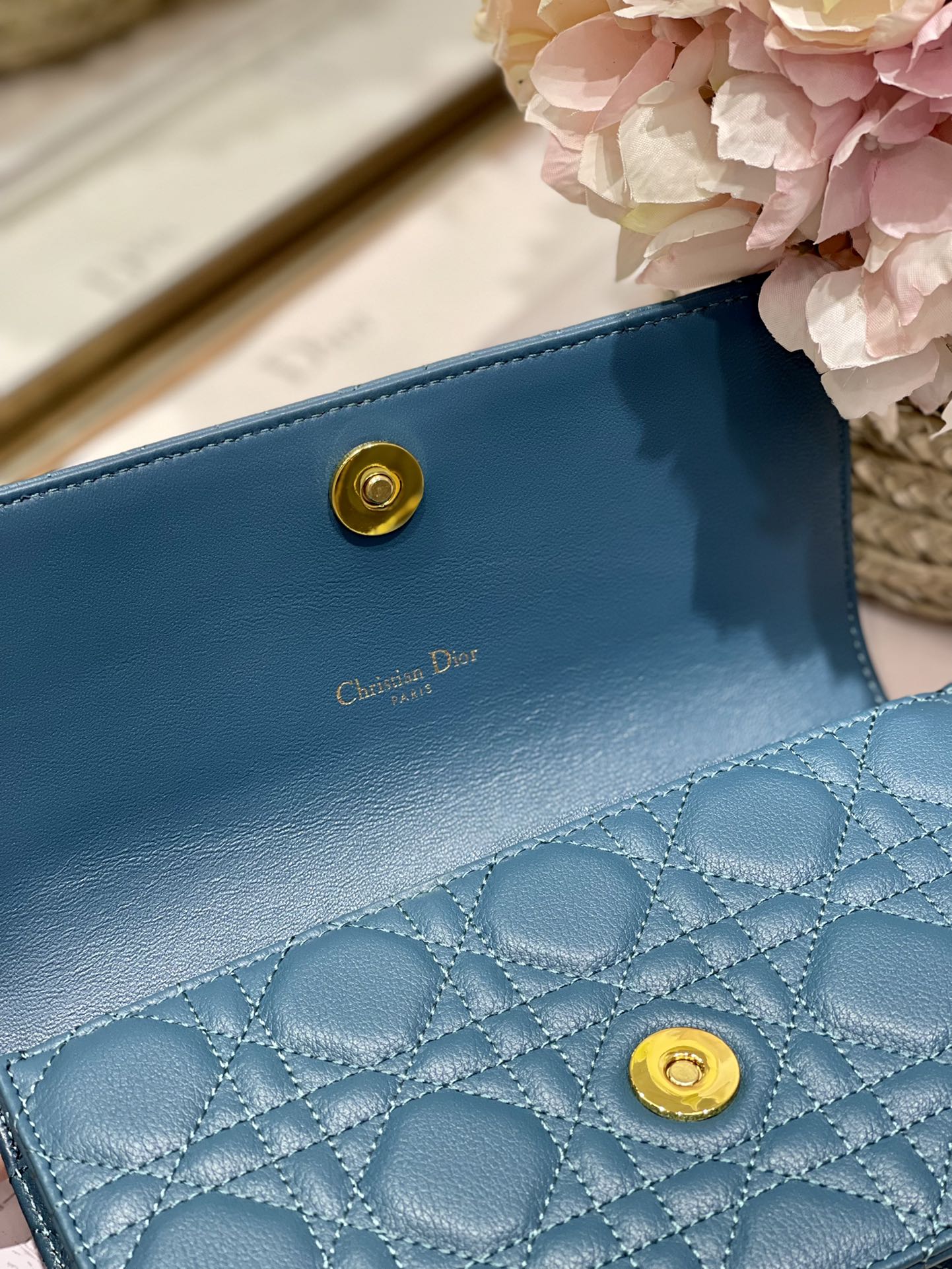 Handbag Dior 5091 size 20 x 11.5 x 3.5 cm - vstockx