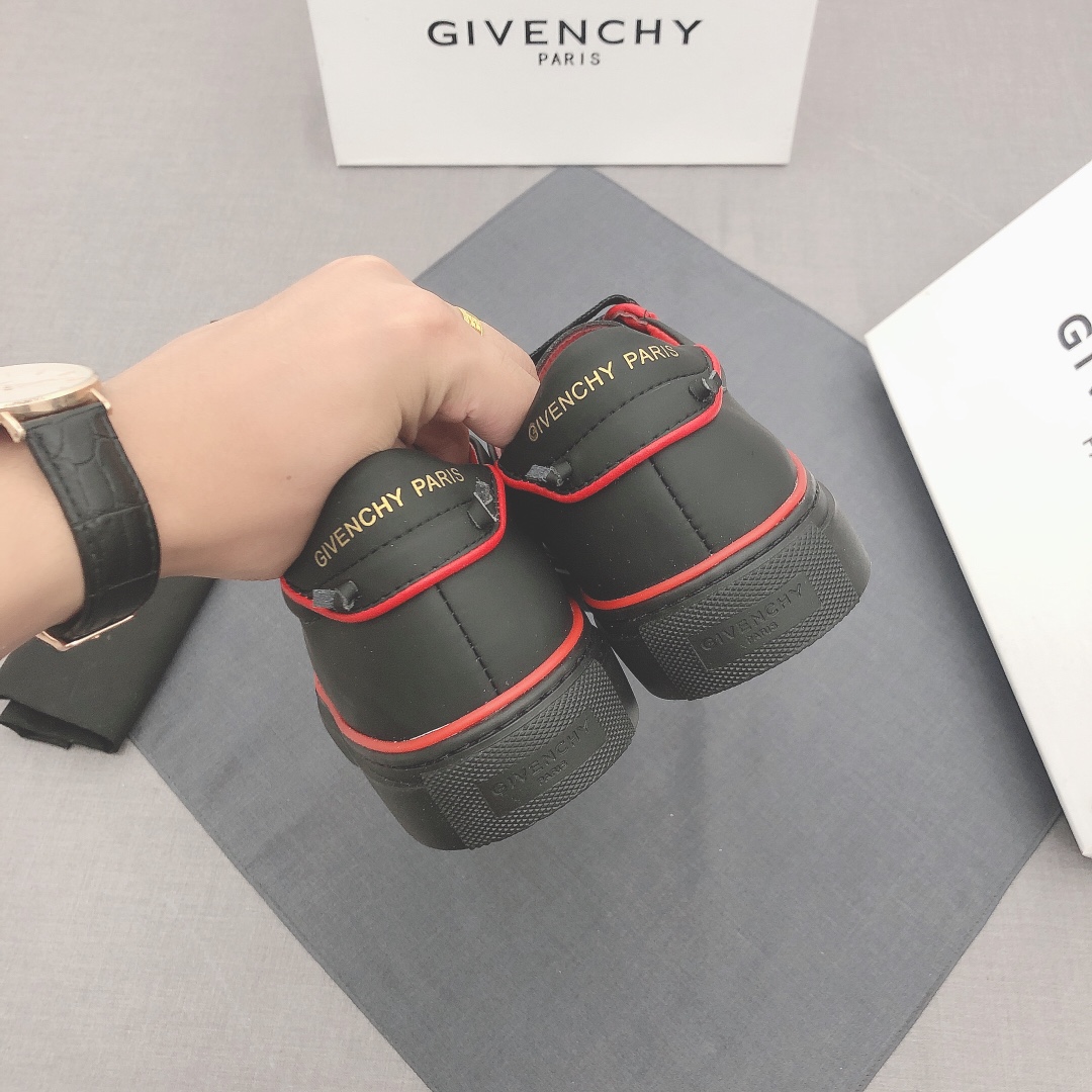 Givenchy Urban Street Logo-print Leather Sneakers 51 - vstockx