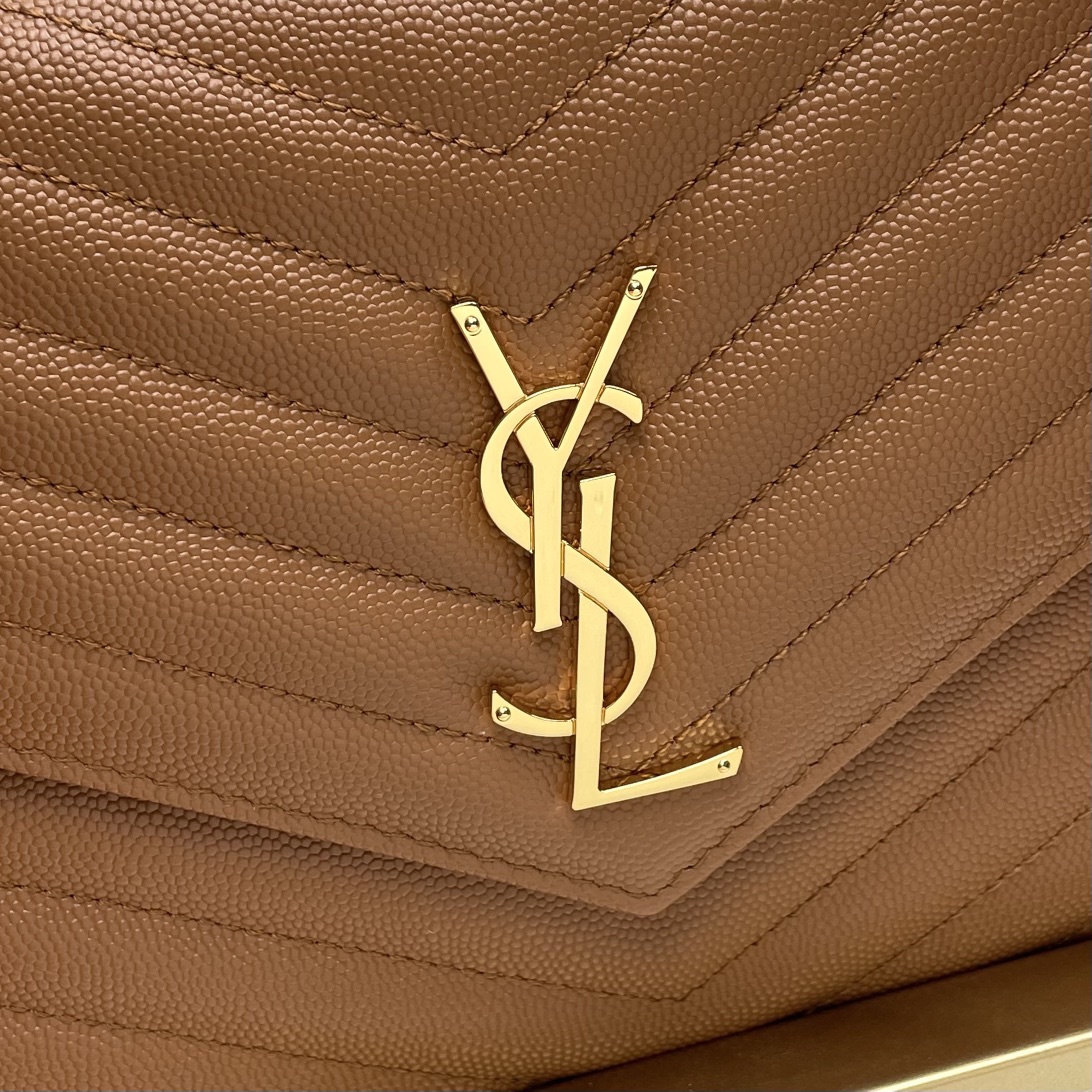 Handbags SAINT LAURENT 617662 size 21x16x3 cm - vstockx