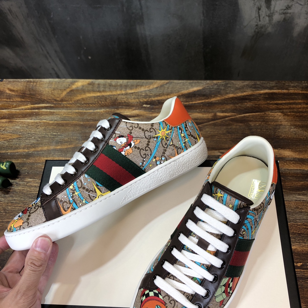 Gucci Ace x Disney Huey, Dewey, Louie Print - vstockx