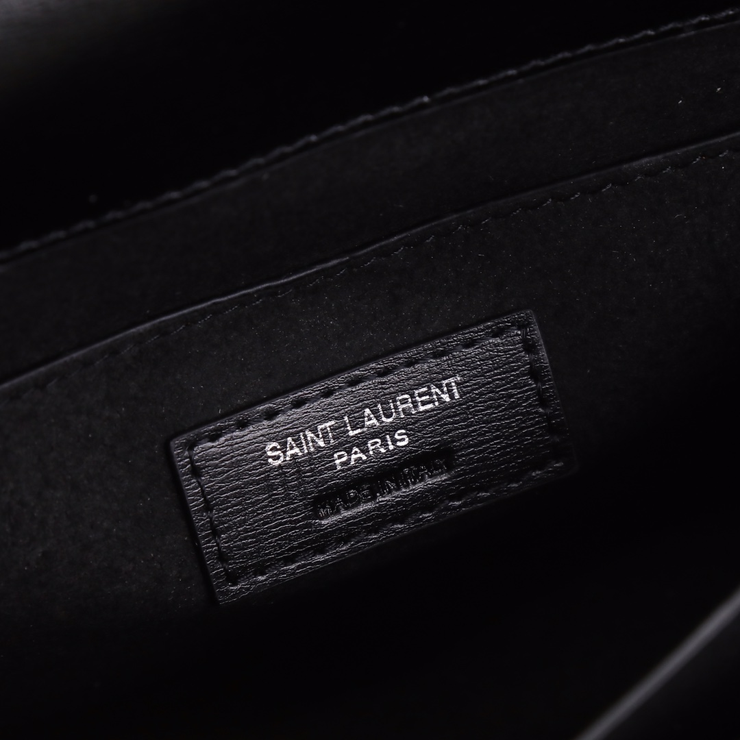 Handbags SAINT LAURENT 442906 size 22x8x16 cm - vstockx