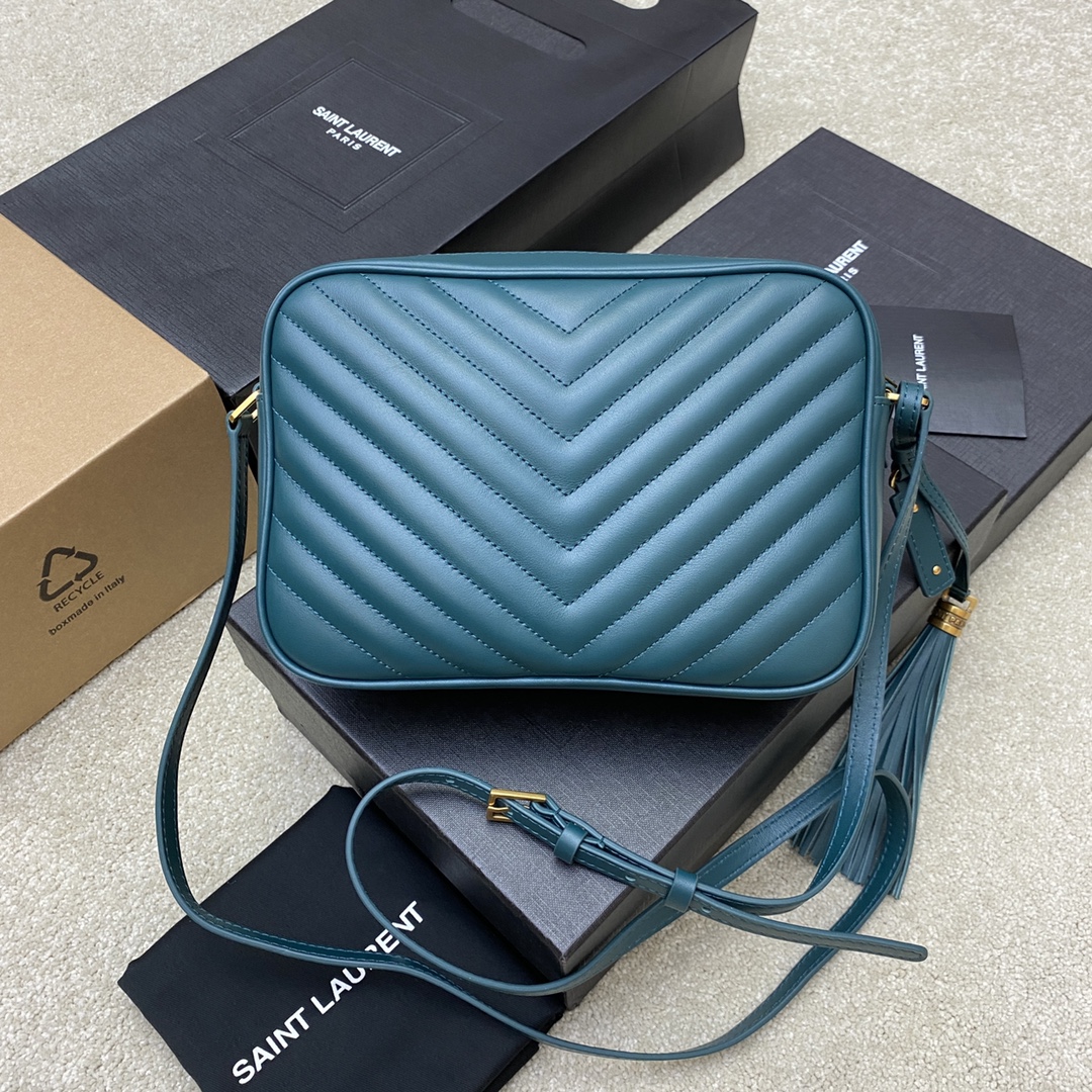 Handbags SAINT LAURENT 520534 size 23x16x6 cm - vstockx