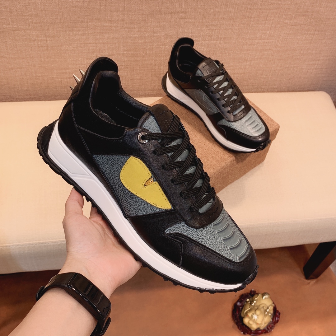 Fendi Low Top Sneakers 17 - vstockx