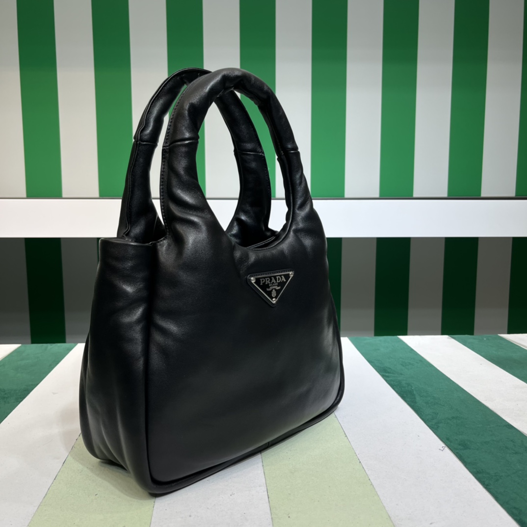 Handbags Prada 1BG413 size:30*26*17 cm - vstockx