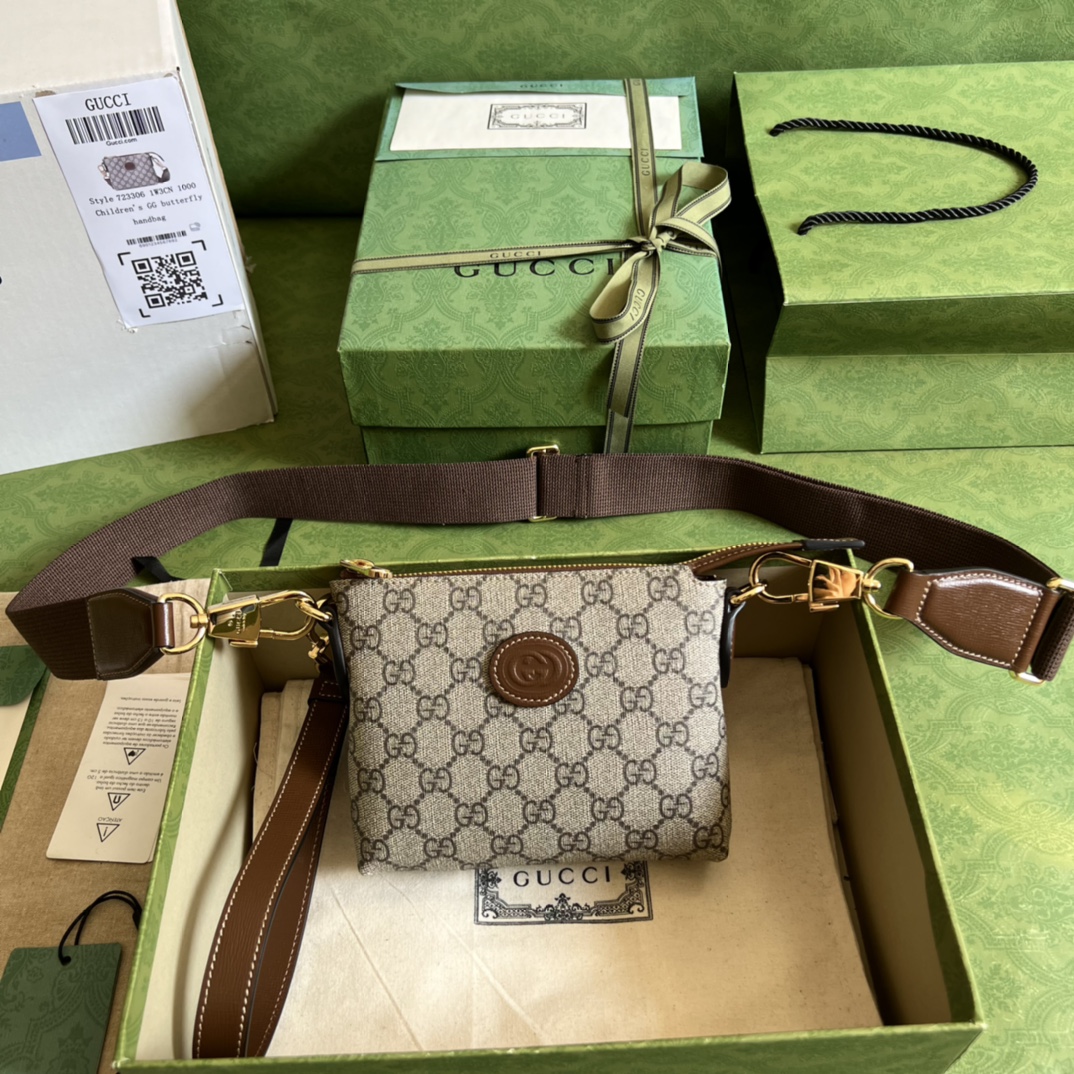 Handbag Gucci 723306 size 16*13.5*3.5 cm - vstockx