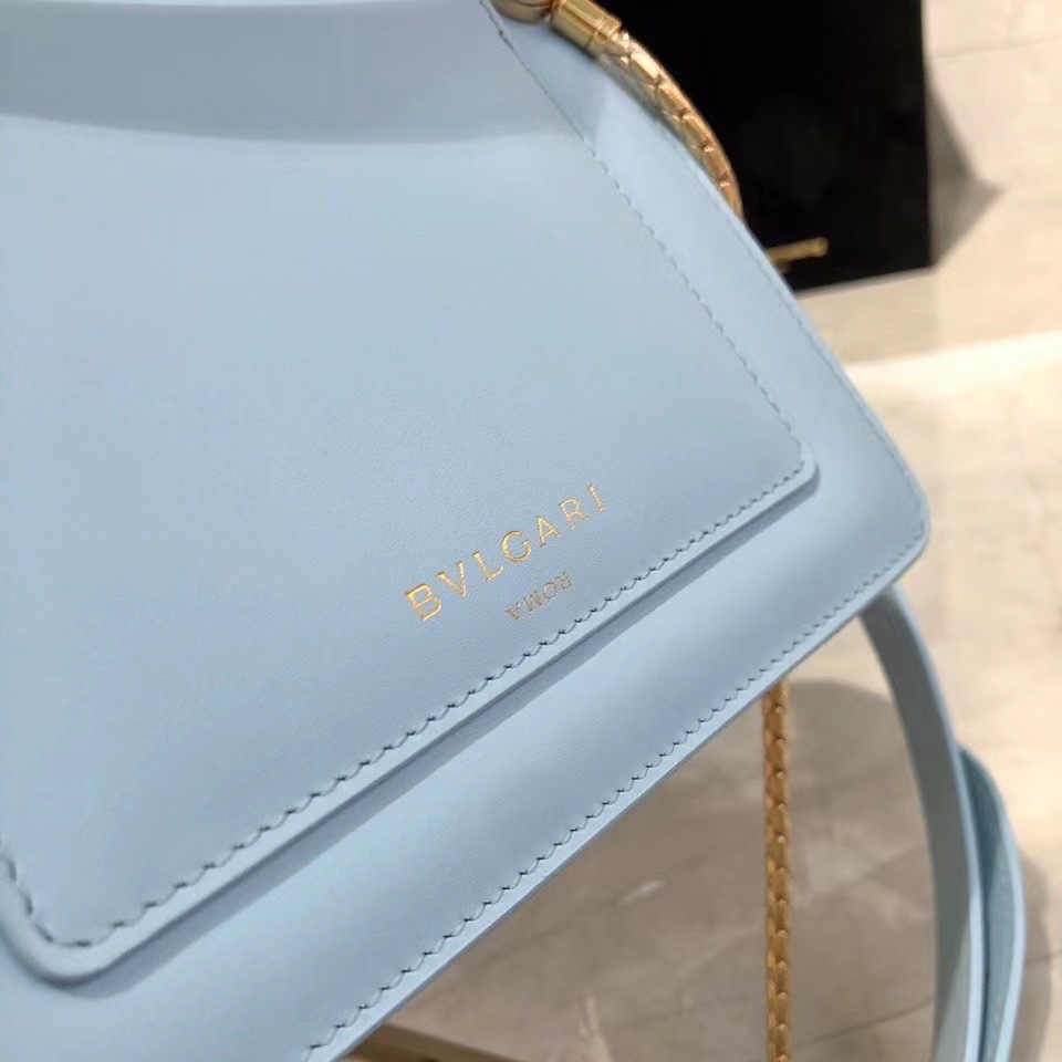 Handbags Bvlgari 288739 size:18.5*13*6.5 cm - vstockx