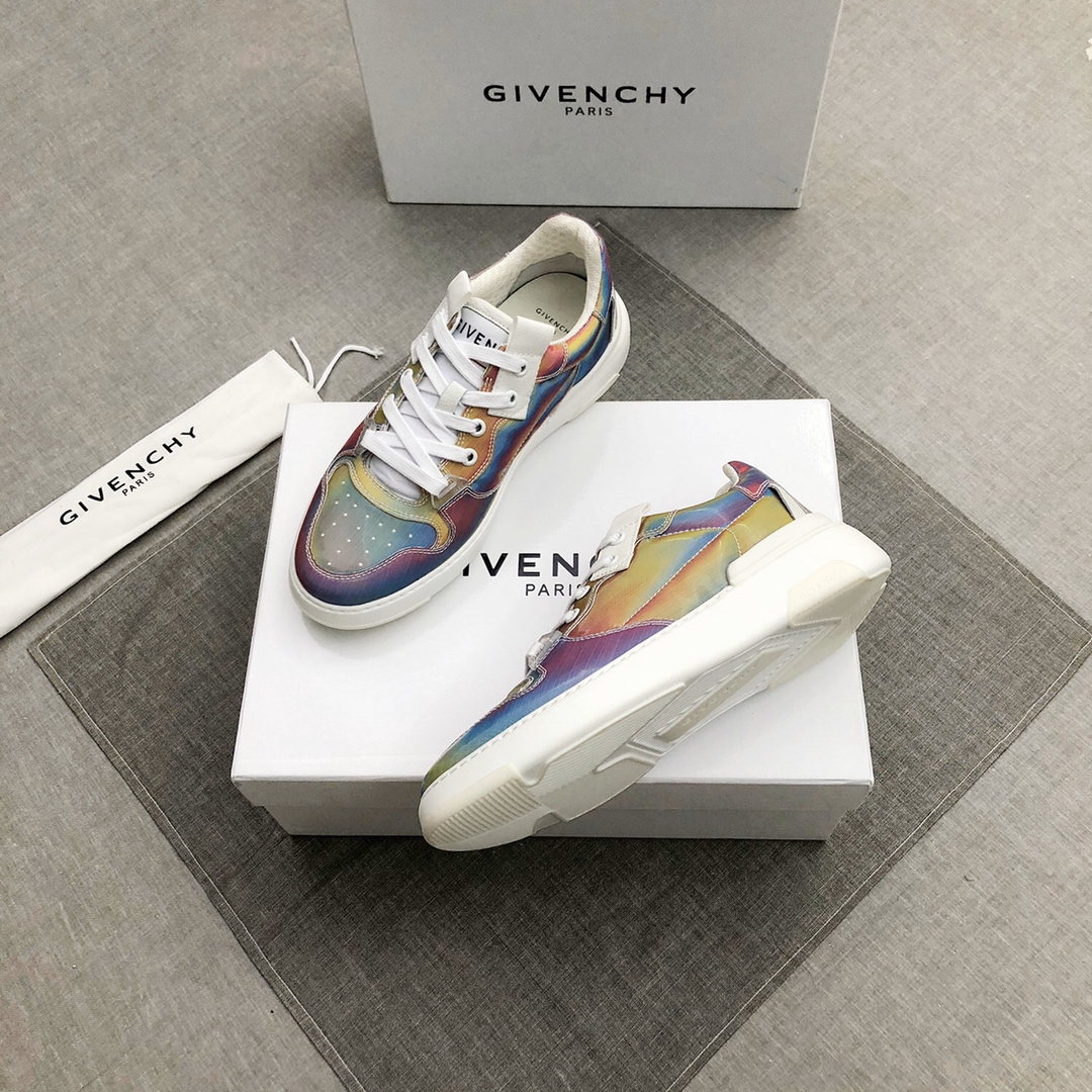 Givenchy Wing Sneakers 1 - vstockx