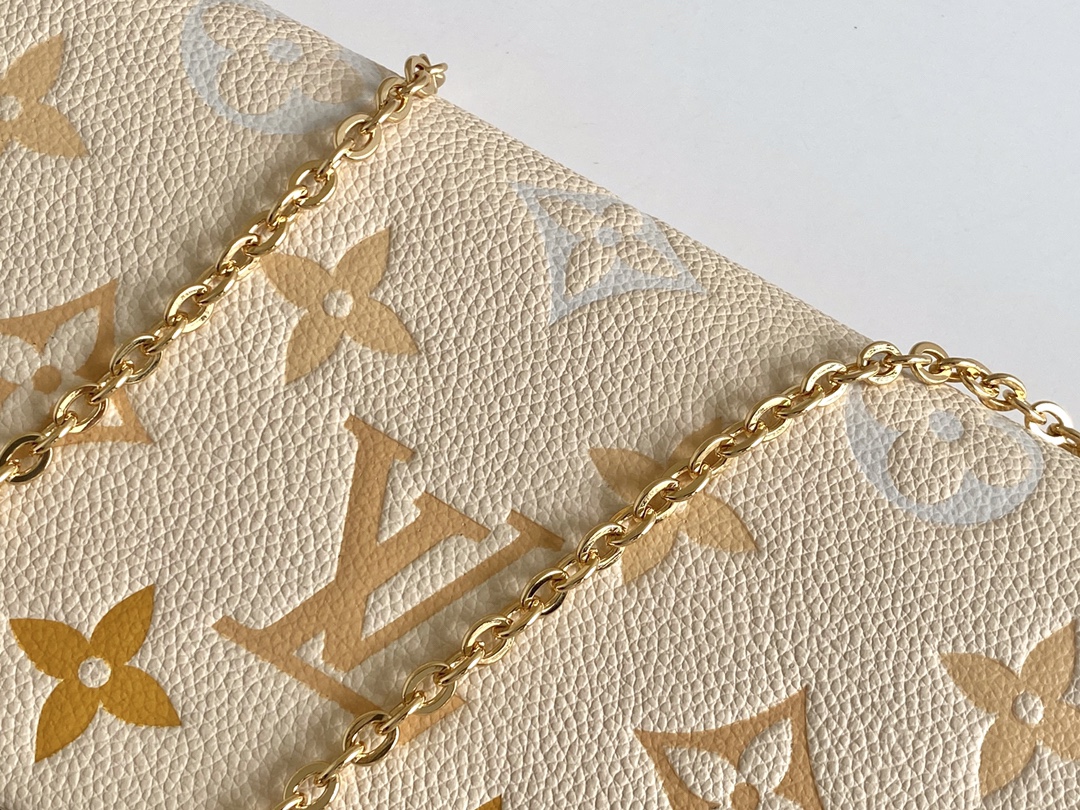 Handbag Louis Vuitton M80498 size 21x12x3 cm - vstockx