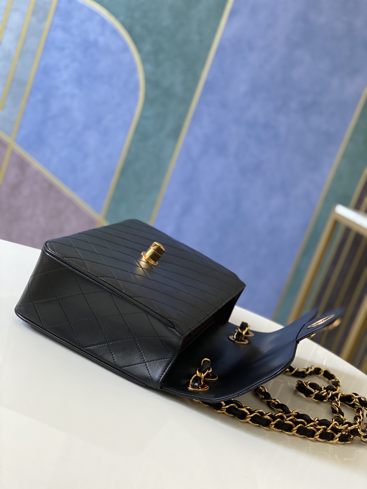 Handbag Chanel A88 size 30.21.8 cm - vstockx