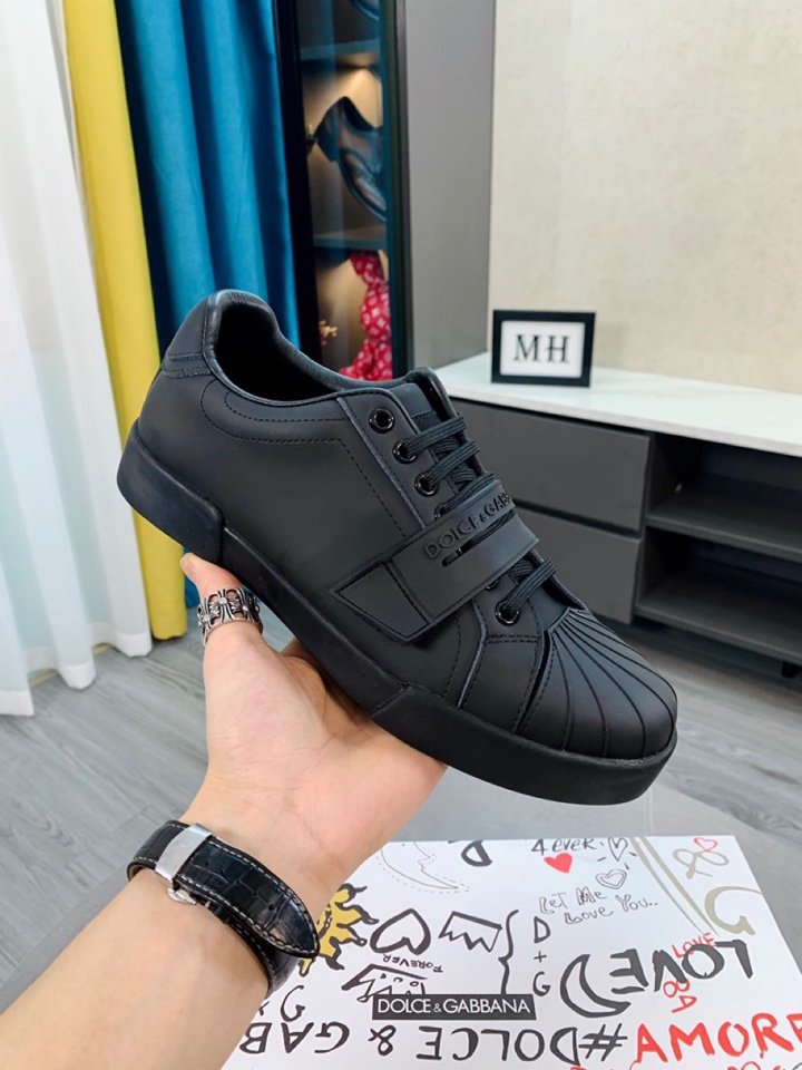 Dolce & Gabbana Low Tops Sneakers 91 - vstockx