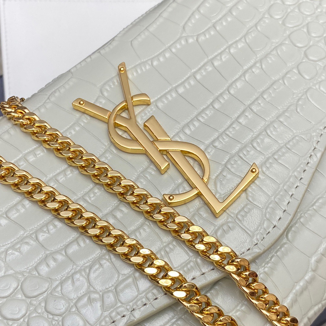 Handbags SAINT LAURENT 607788 size 19x12x4 cm - vstockx