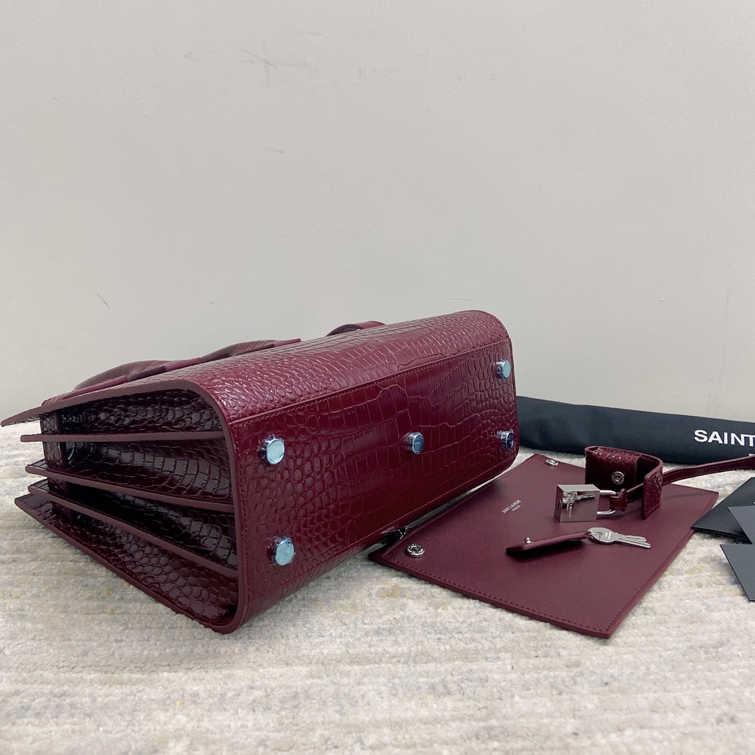 Handbags SAINT LAURENT 421863 size 26*20.5*12.5 cm - vstockx