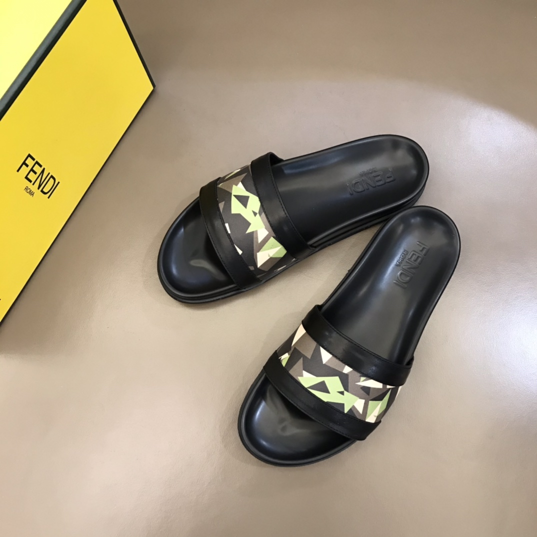 Fendi Slides 22 - vstockx