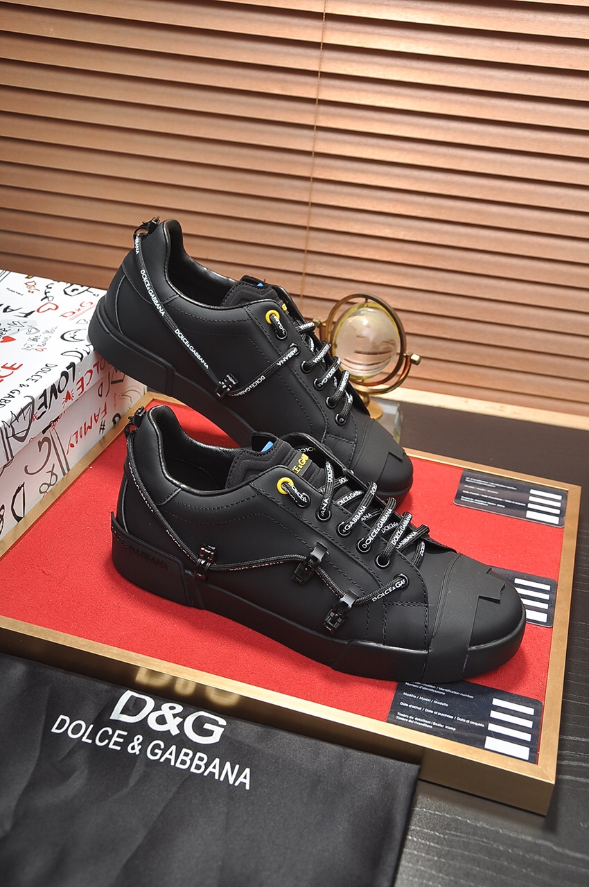 Dolce & Gabbana Low Tops Sneakers 61 - vstockx