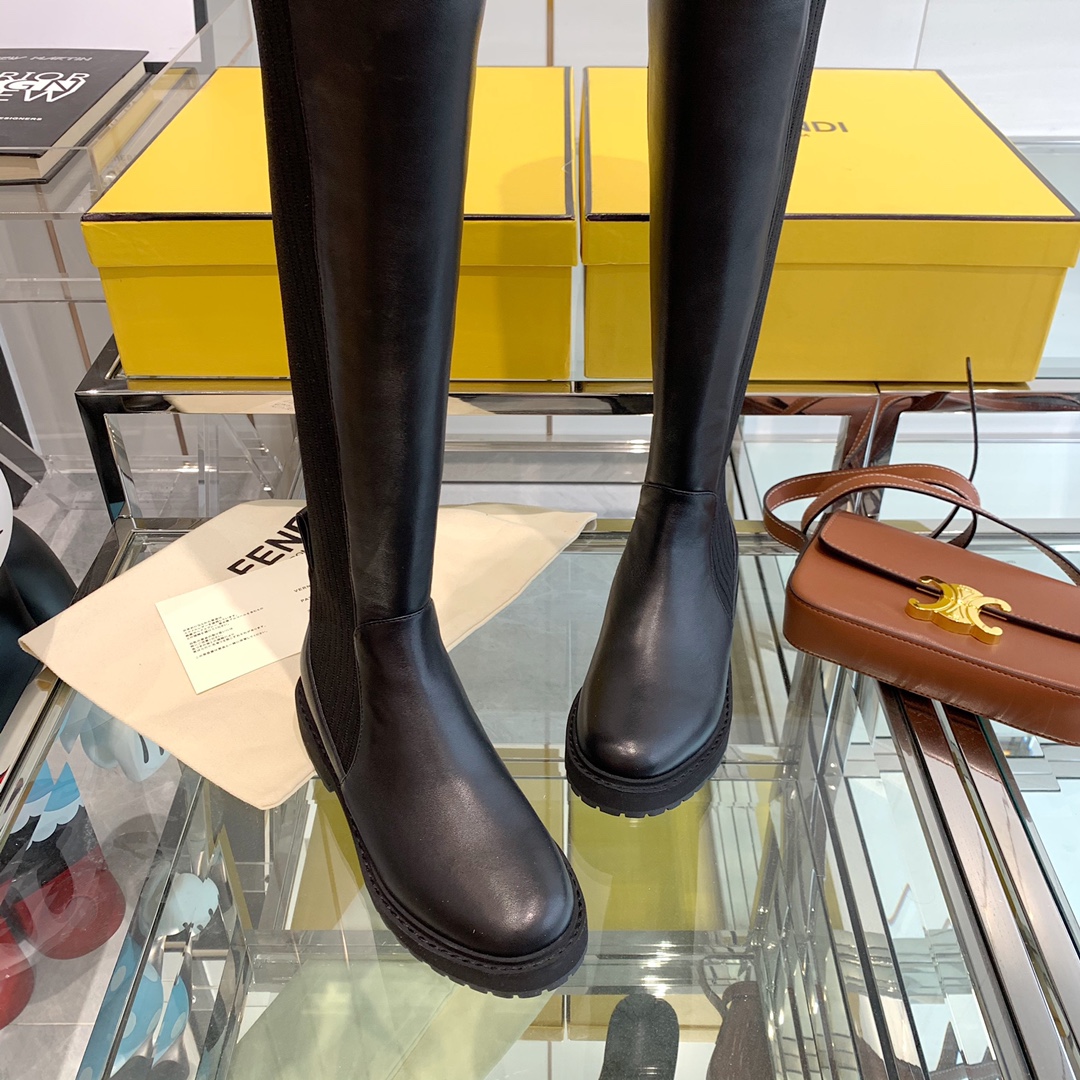 Fendi Boots 9 - vstockx