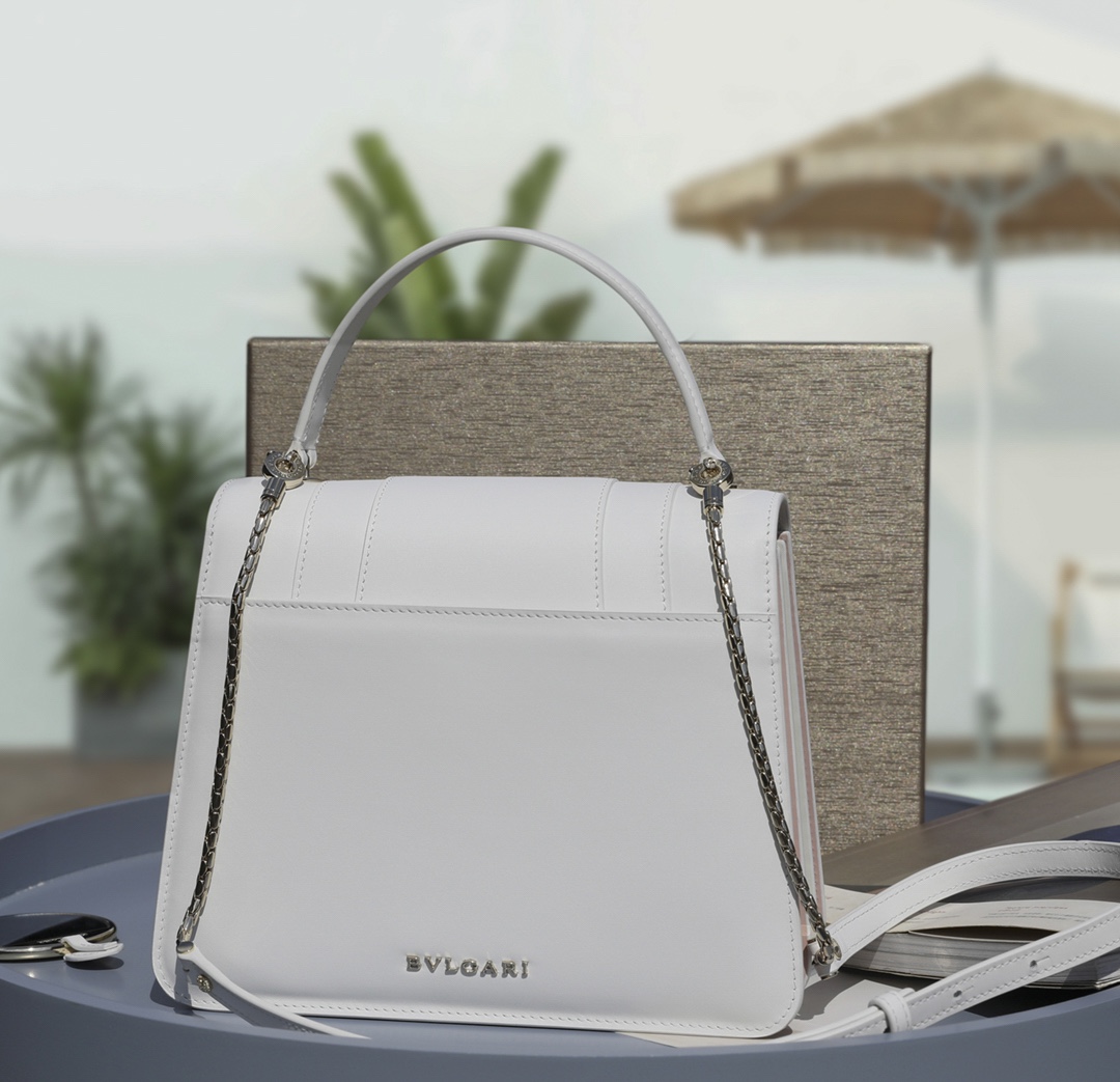 Handbags Bvlgari 3833091150 size:22.5*18.5*11 cm - vstockx