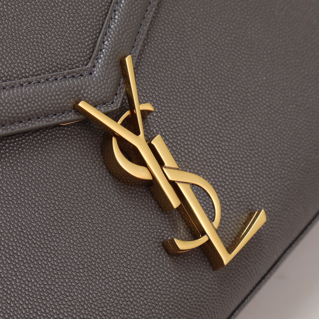 Handbags SAINT LAURENT 578000 size 24.5  20  11.5 cm - vstockx